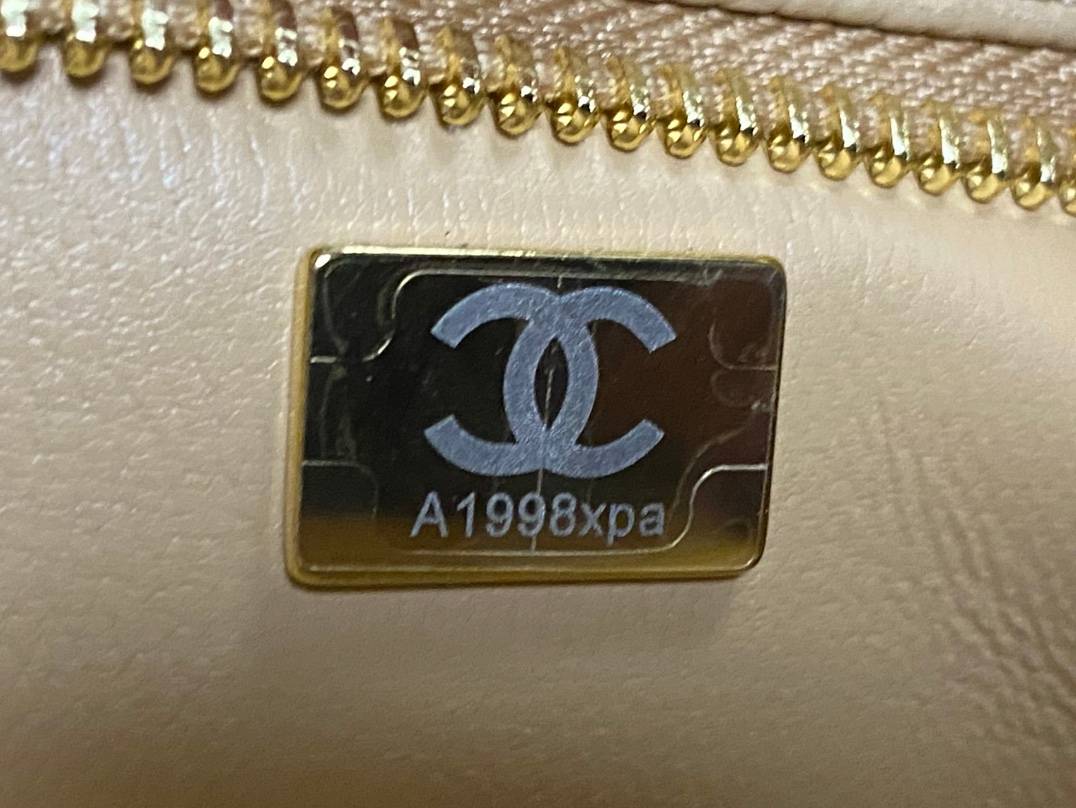 CHANEL シャネル マトラッセ チェーンショルダーバッグ キャビアスキン ゴールド金具 ブラック レディース - 画像 20