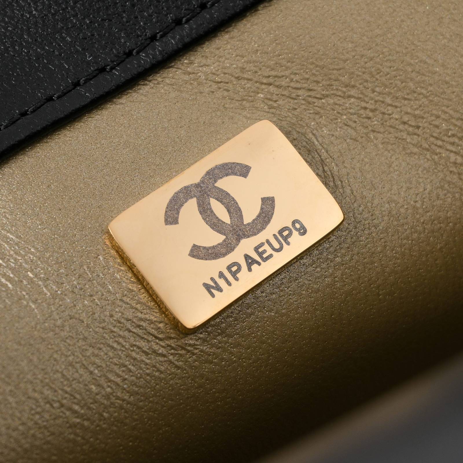 シャネル CHANEL マトラッセ ラムスキン チェーンショルダーバッグ フラップバッグ ゴールド金具 ターンロック レ - 画像 20