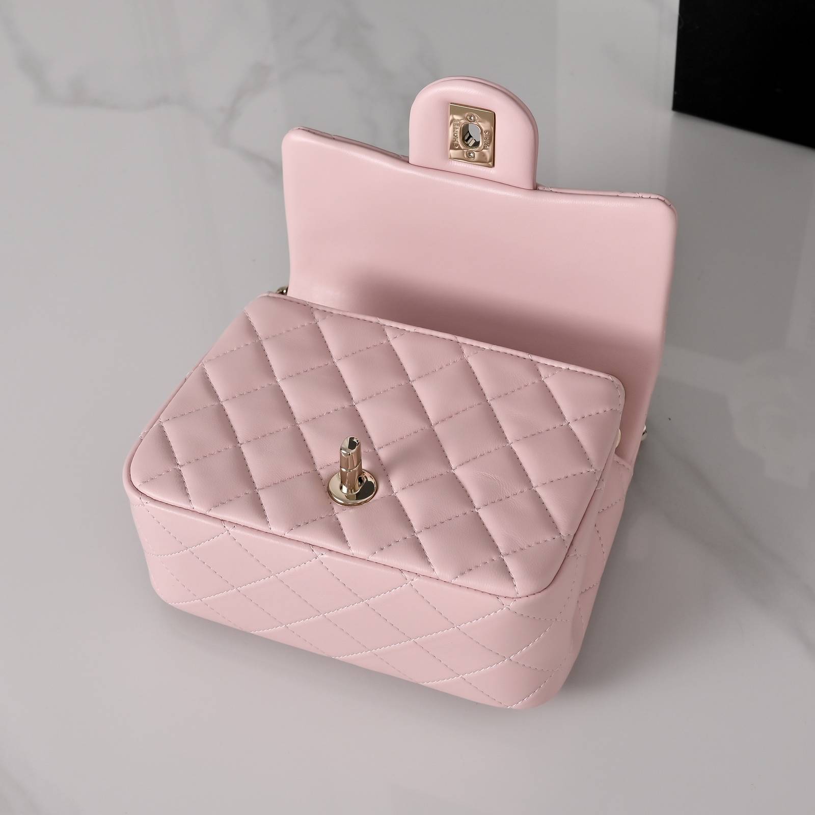 シャネル CHANEL マトラッセ ラムスキン チェーンショルダーバッグ フラップバッグ ゴールド金具 ターンロック レ - 画像 7