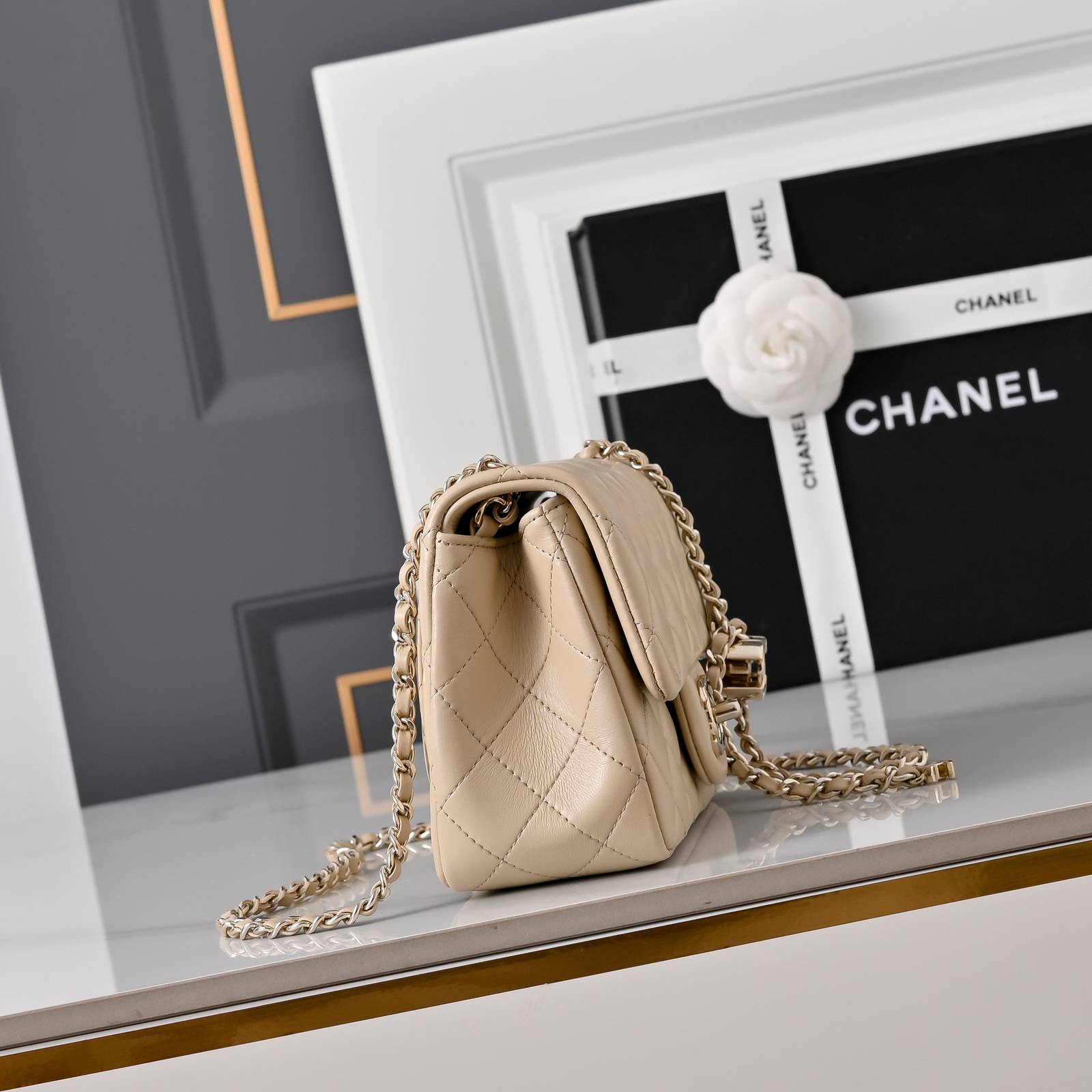 シャネル CHANEL マトラッセ ラムスキン チェーンショルダーバッグ フラップバッグ ゴールド金具 ターンロック レ - 画像 18