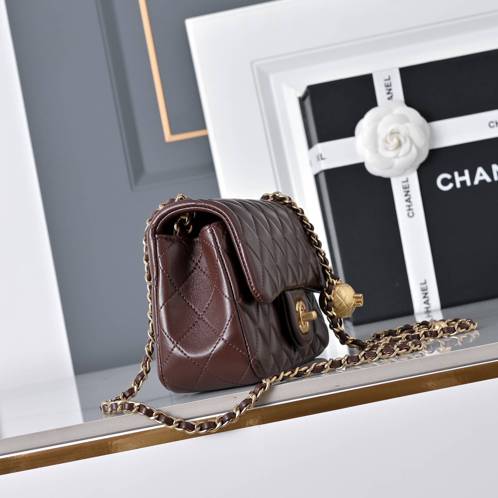 シャネル CHANEL マトラッセ ラムスキン チェーンショルダーバッグ ゴールド金具 レディース - 画像 9