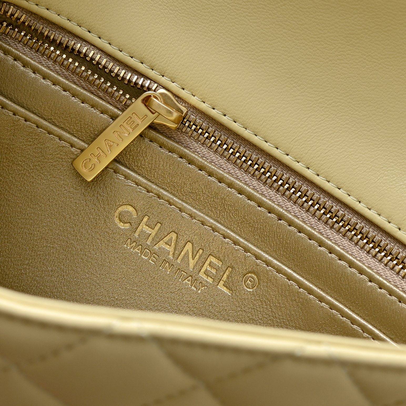 シャネル CHANEL マトラッセ ラムスキン チェーンショルダーバッグ ゴールド金具 レディース - 画像 12