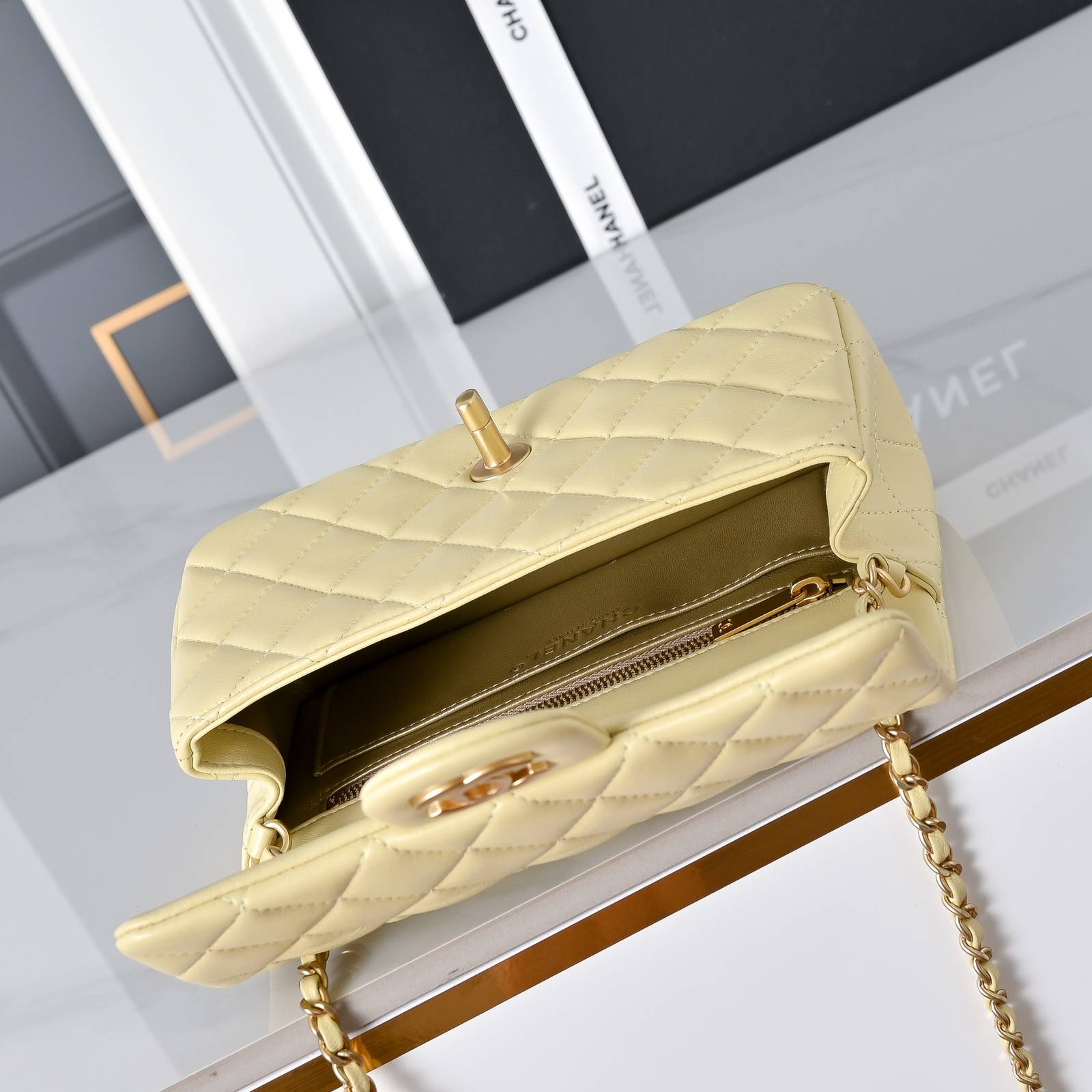 シャネル CHANEL マトラッセ ラムスキン チェーンショルダーバッグ ゴールド金具 レディース - 画像 13