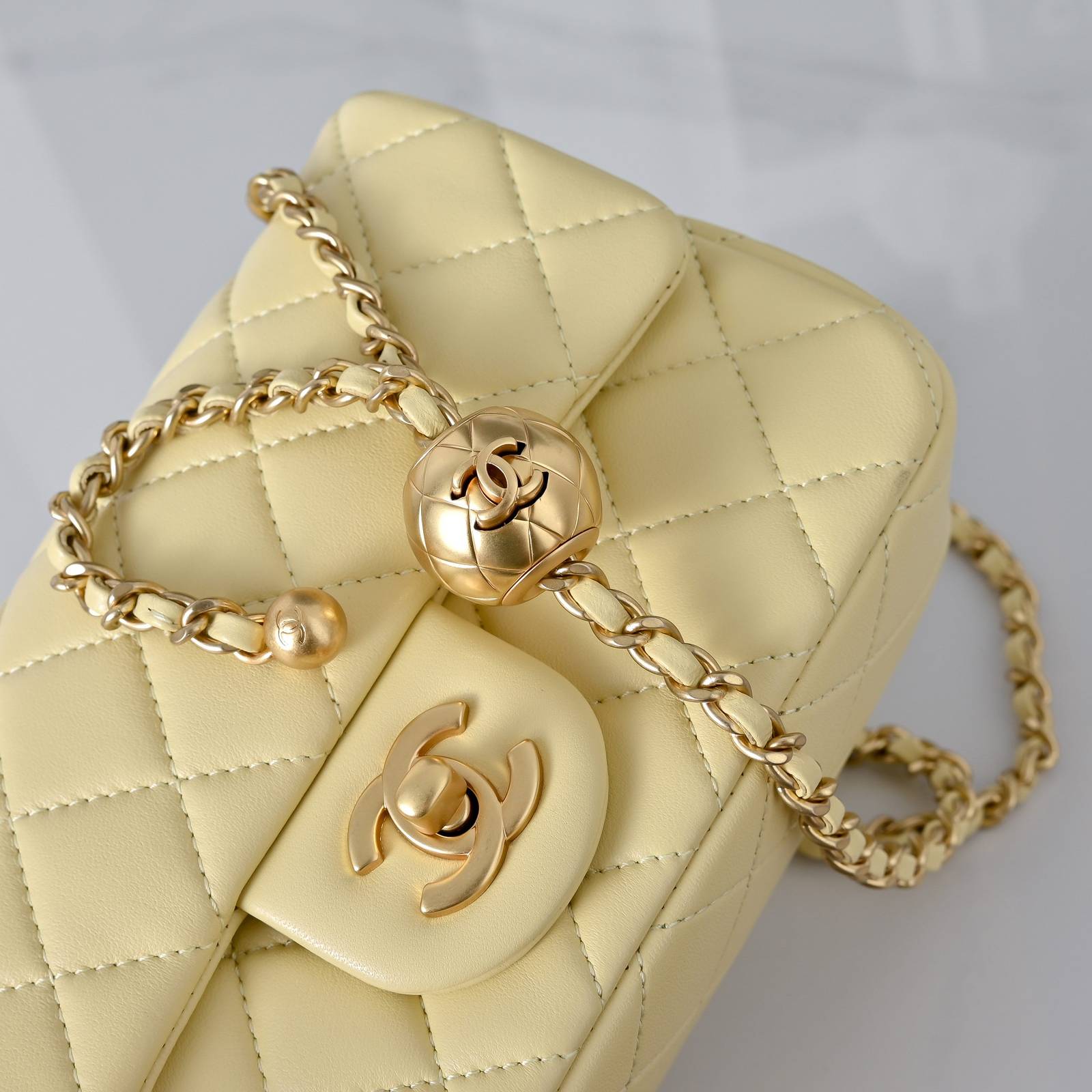 シャネル CHANEL マトラッセ ラムスキン チェーンショルダーバッグ ゴールド金具 レディース - 画像 15