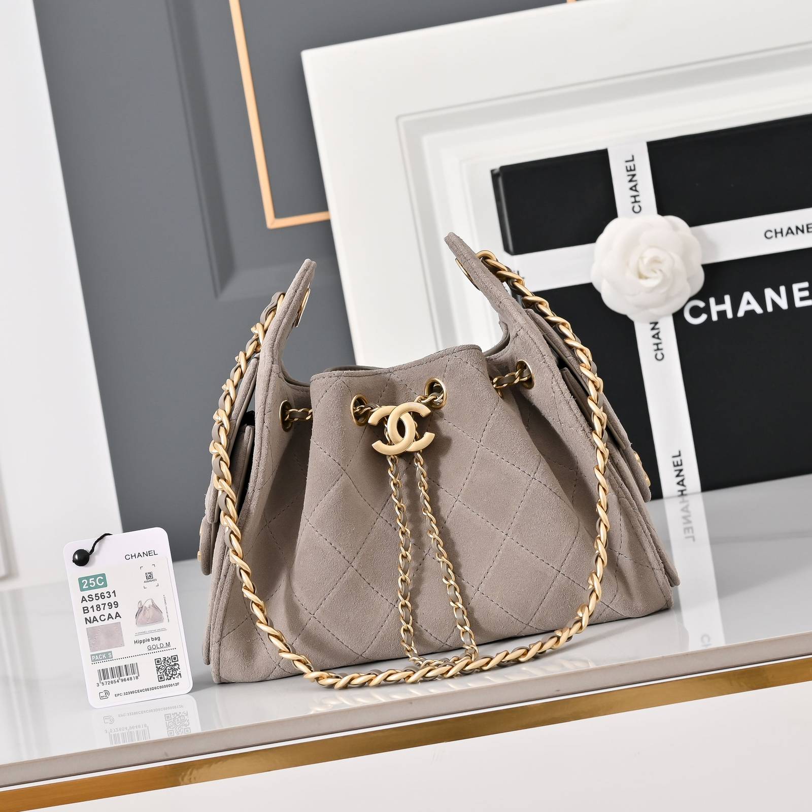 シャネル CHANEL マトラッセ キャビアスキン チェーンショルダーバッグ ゴールド金具 ブラック レディース