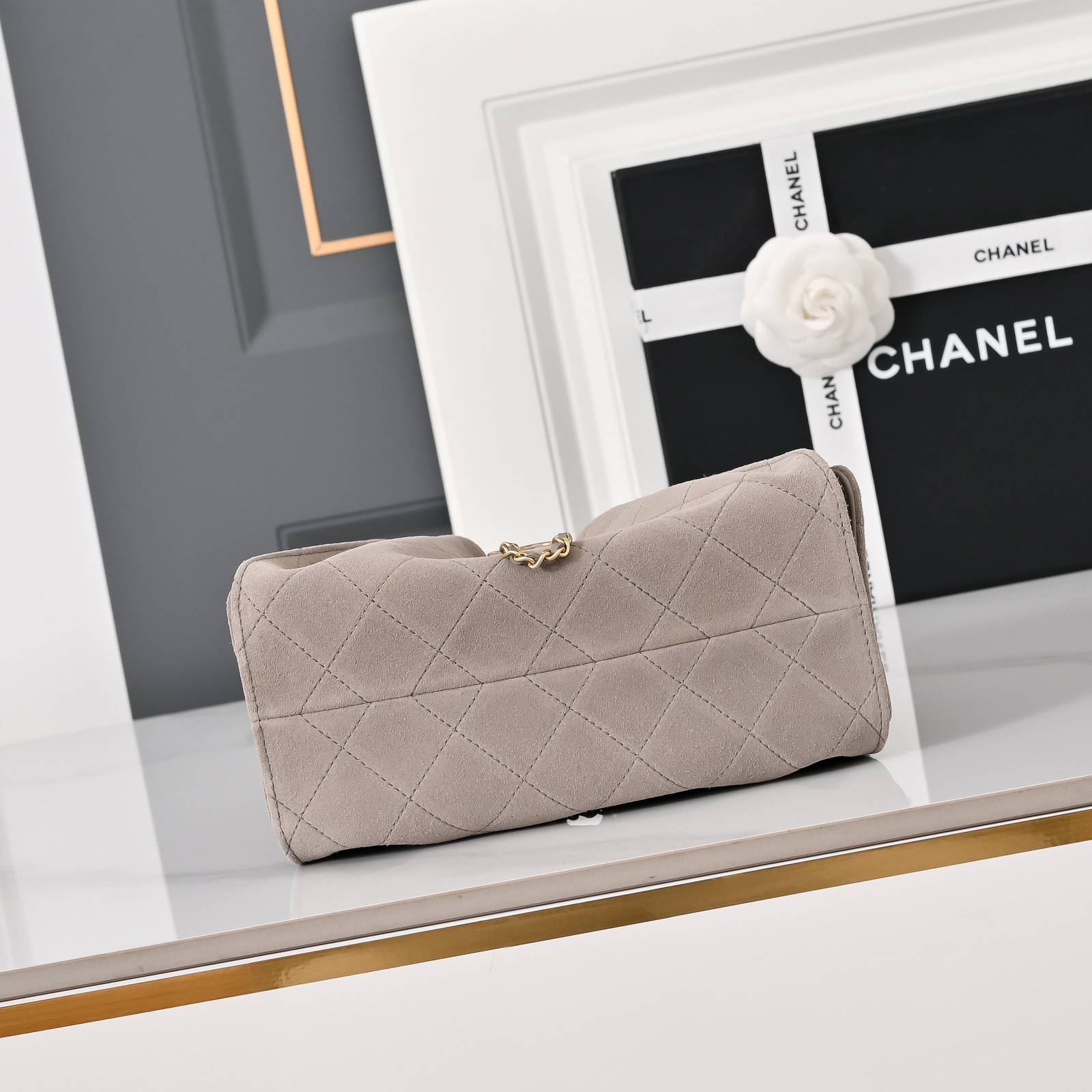 シャネル CHANEL マトラッセ キャビアスキン チェーンショルダーバッグ ゴールド金具 ブラック レディース - 画像 7