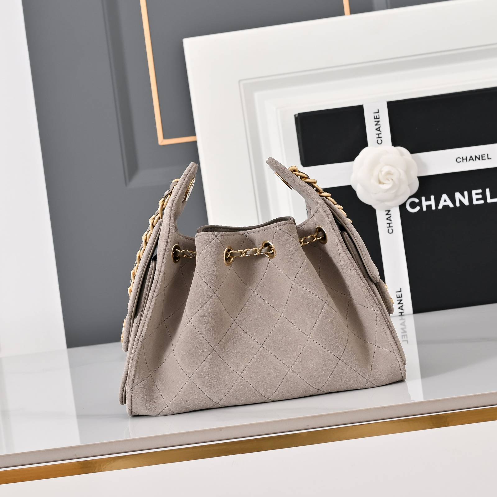 シャネル CHANEL マトラッセ キャビアスキン チェーンショルダーバッグ ゴールド金具 ブラック レディース - 画像 8