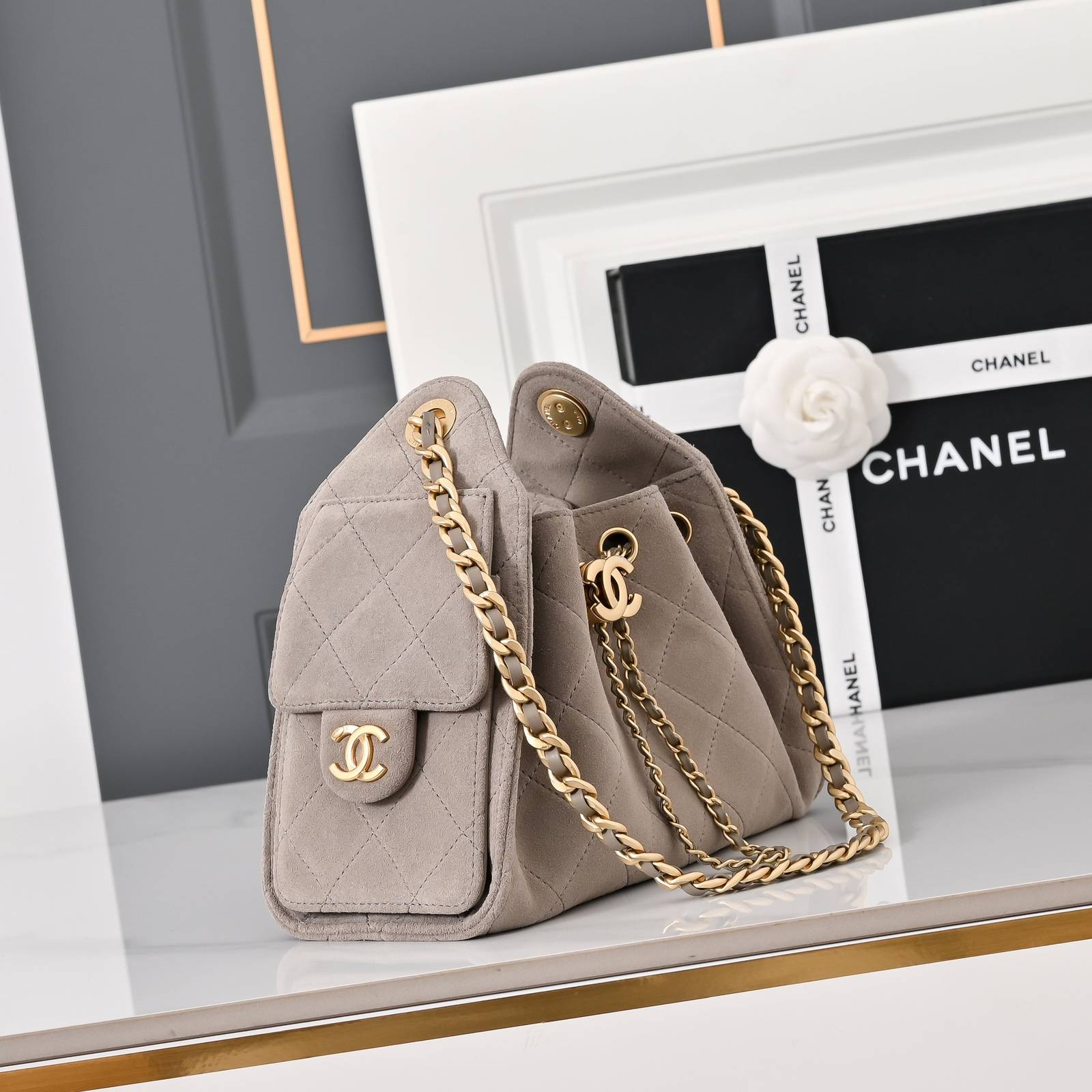 シャネル CHANEL マトラッセ キャビアスキン チェーンショルダーバッグ ゴールド金具 ブラック レディース - 画像 9