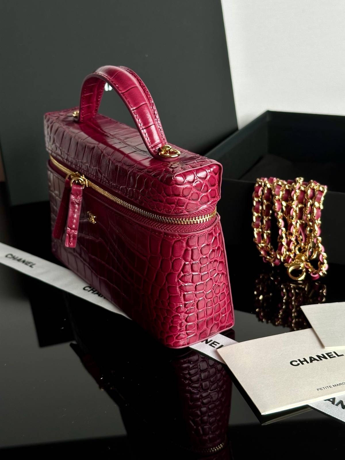 CHANEL シャネル 5195 マトラッセ キャビアスキン チェーンショルダーバッグ ブラック 金具 レディース - 画像 6