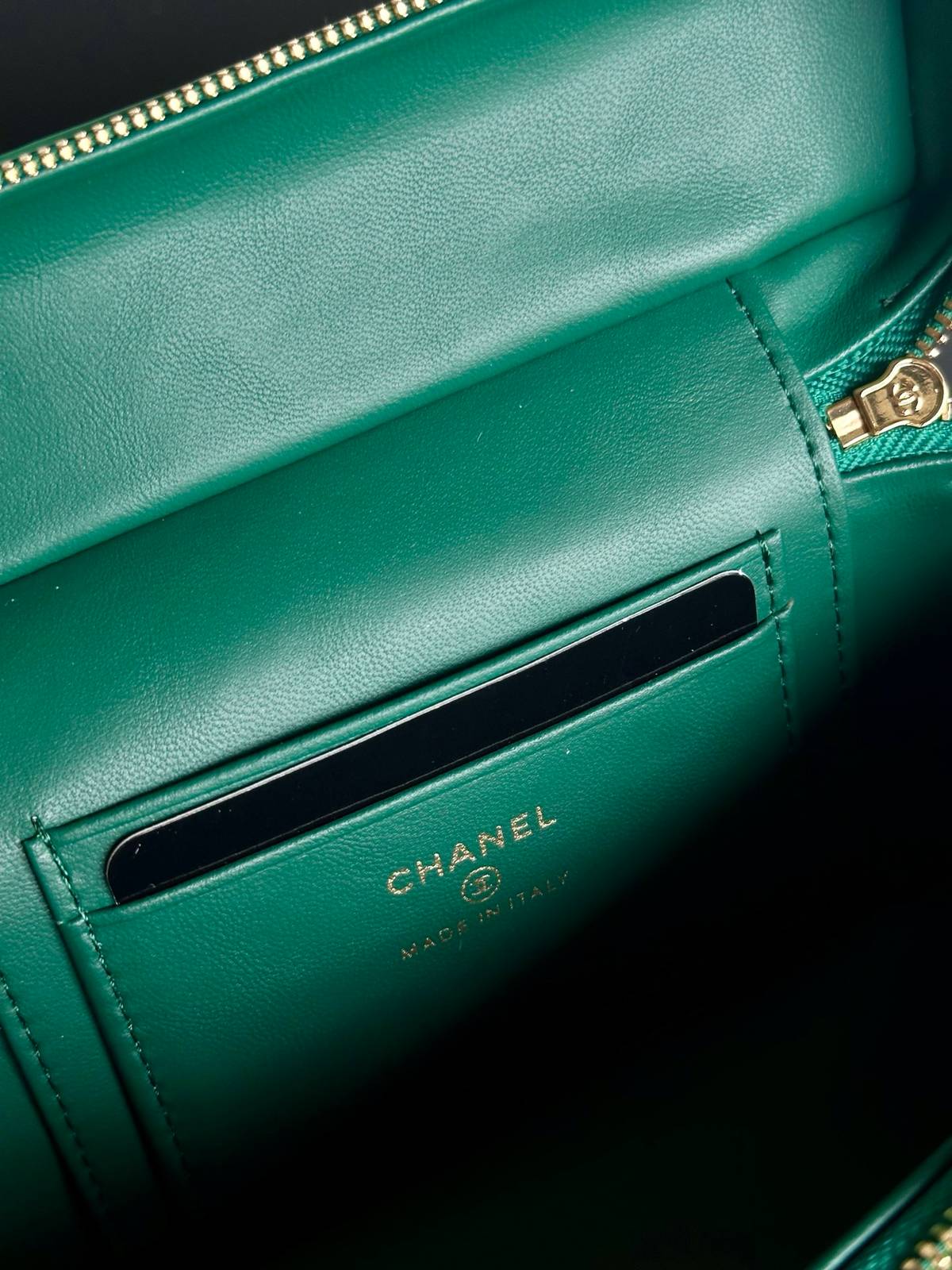 CHANEL シャネル 5195 マトラッセ キャビアスキン チェーンショルダーバッグ ブラック 金具 レディース - 画像 11