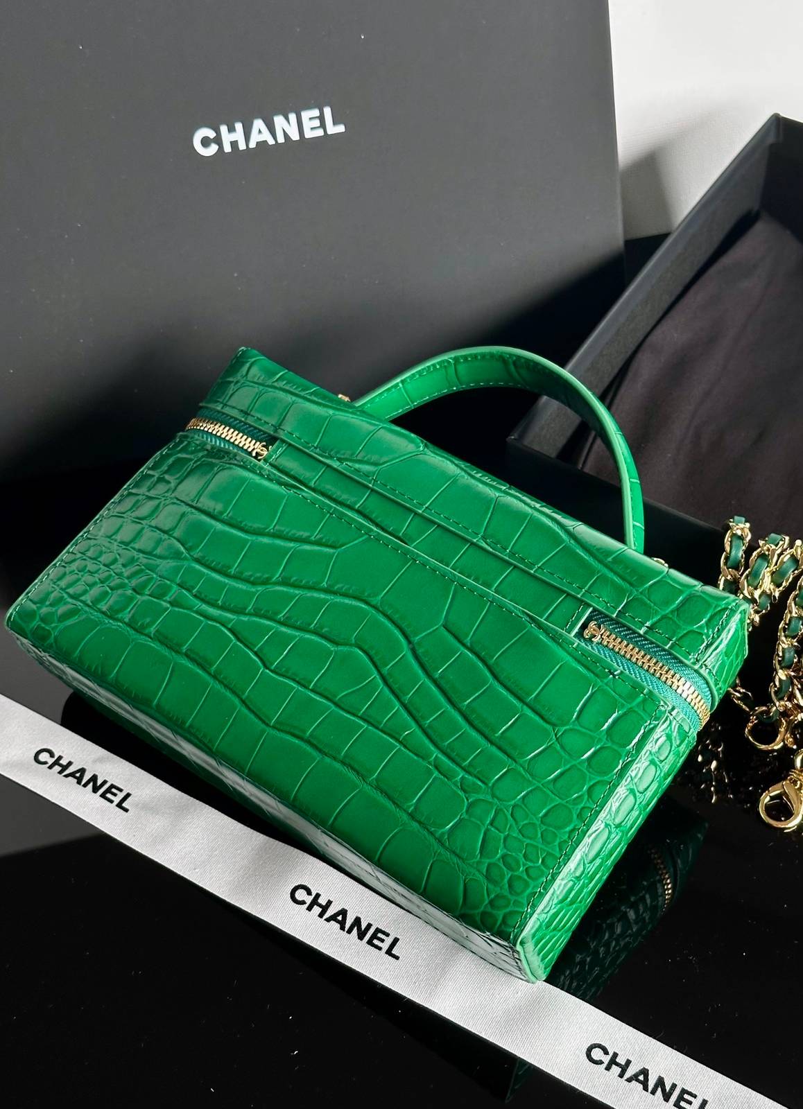 CHANEL シャネル 5195 マトラッセ キャビアスキン チェーンショルダーバッグ ブラック 金具 レディース - 画像 16