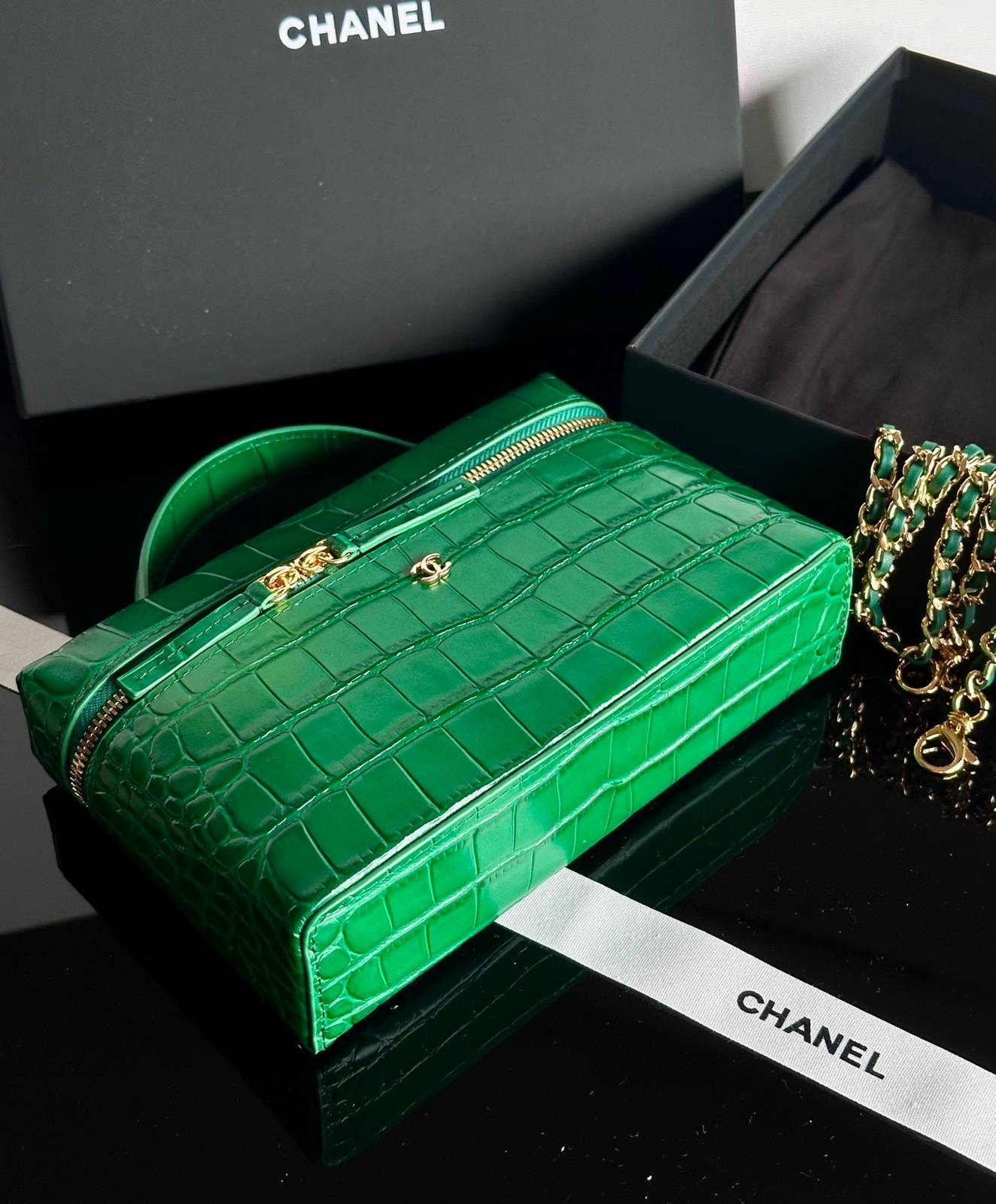 CHANEL シャネル 5195 マトラッセ キャビアスキン チェーンショルダーバッグ ブラック 金具 レディース - 画像 19