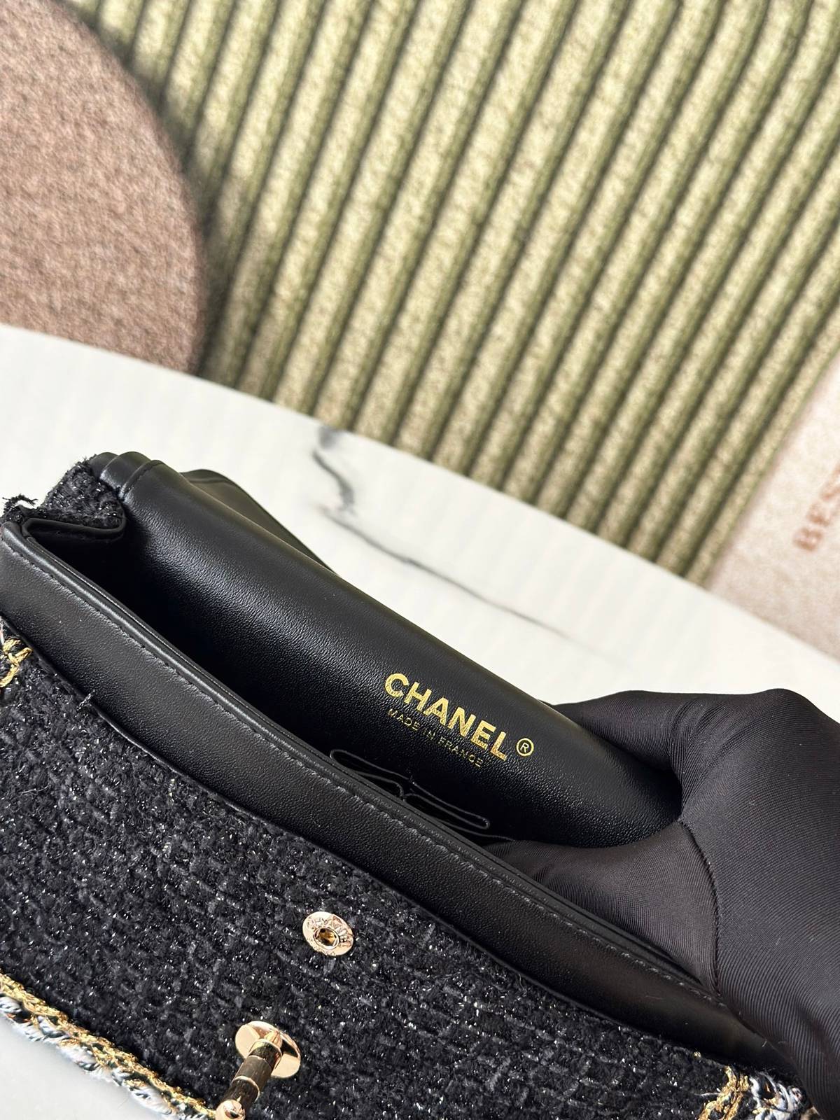 シャネル CHANEL マトラッセ チェーンショルダーバッグ キャビアスキン ゴールド金具 レディース ホワイト - 画像 2