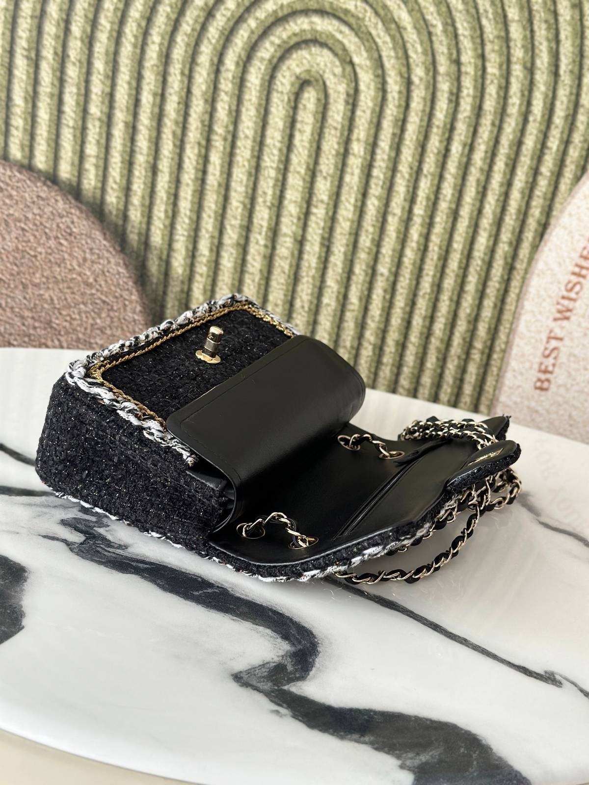 シャネル CHANEL マトラッセ チェーンショルダーバッグ キャビアスキン ゴールド金具 レディース ホワイト - 画像 4