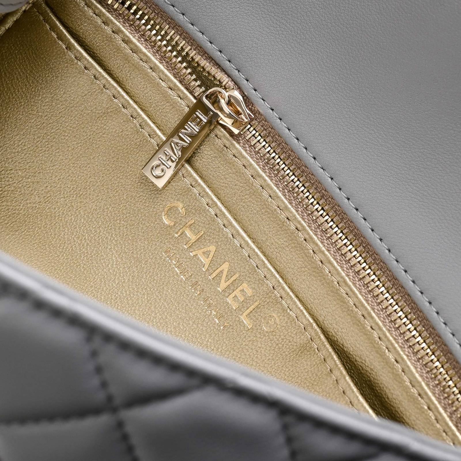 シャネル CHANEL マトラッセ ラムスキン チェーンショルダーバッグ ゴールド金具 レディース - 画像 12