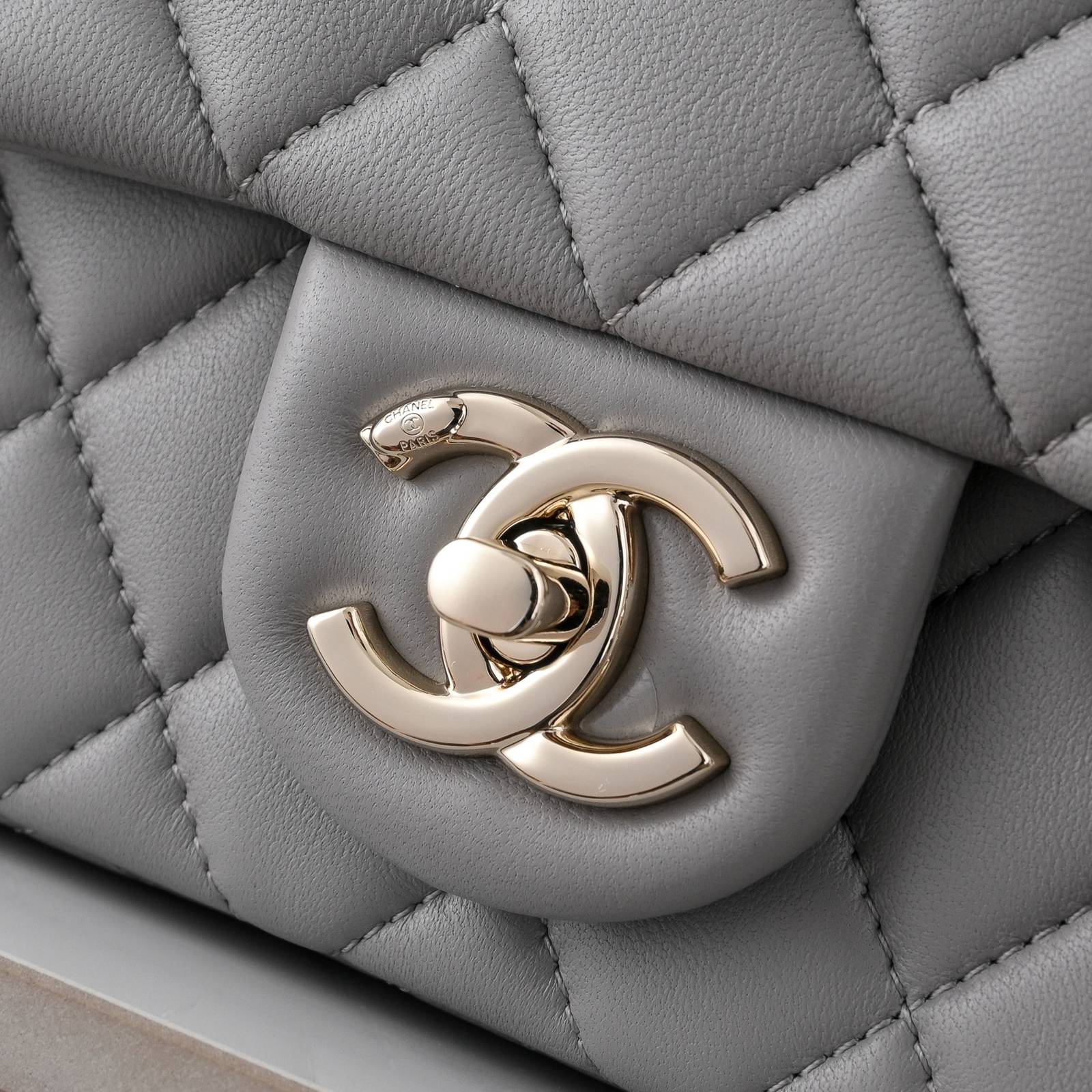 シャネル CHANEL マトラッセ ラムスキン チェーンショルダーバッグ ゴールド金具 レディース - 画像 15