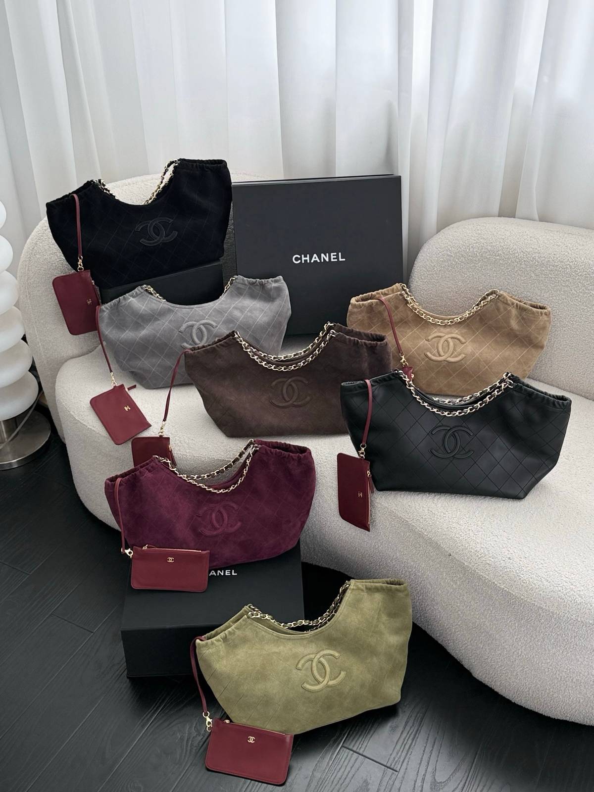 シャネル CHANEL マトラッセ ラムスキン トートバッグ ゴールド金具 レディース ブラック