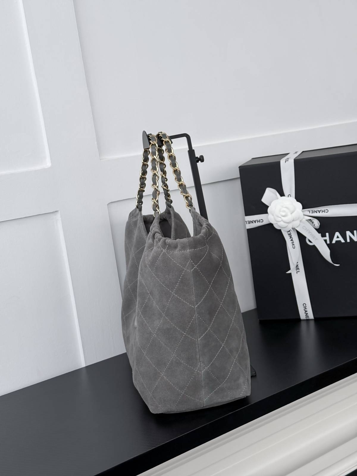 シャネル CHANEL マトラッセ ラムスキン トートバッグ ゴールド金具 レディース ブラック - 画像 18