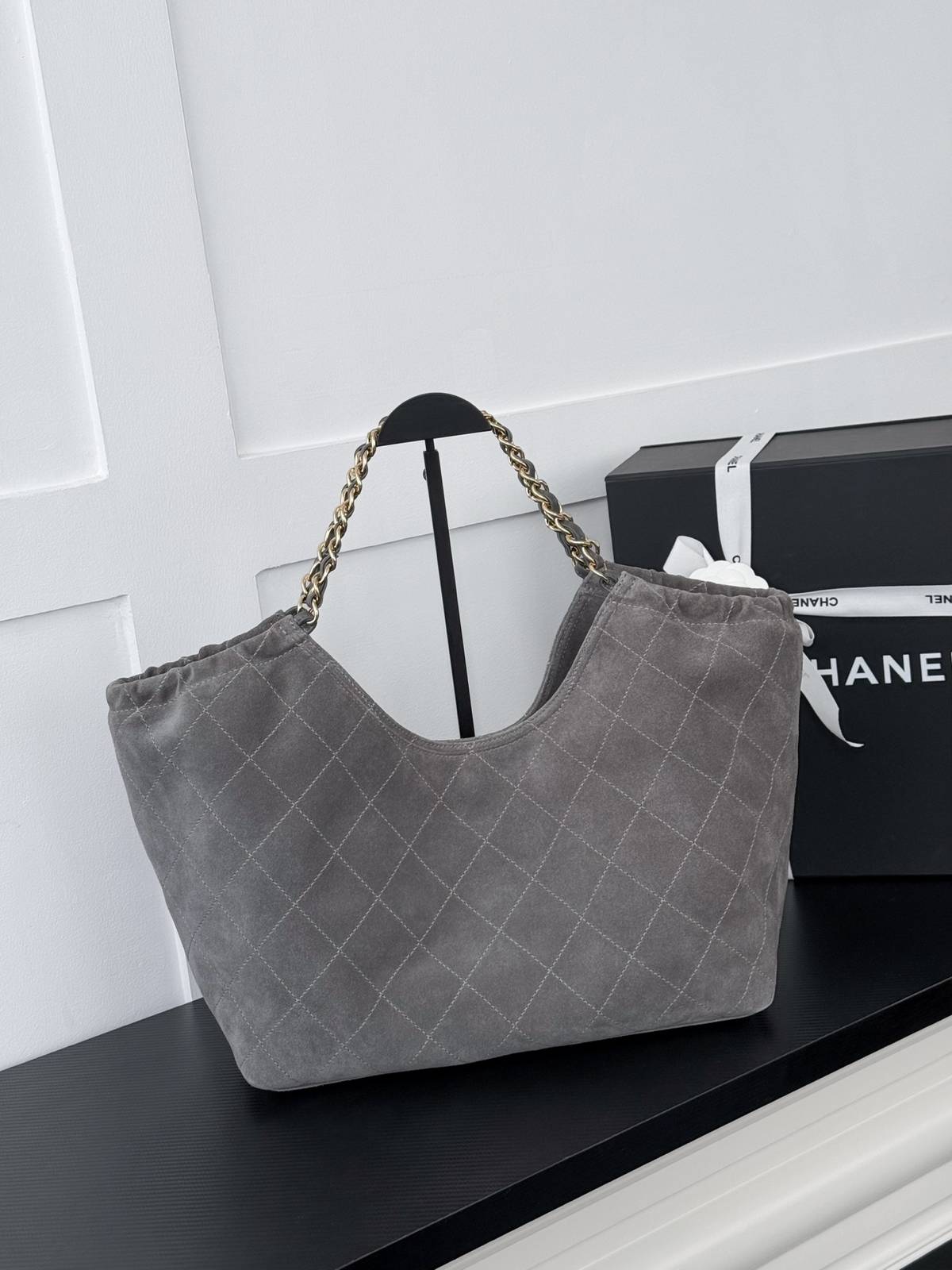 シャネル CHANEL マトラッセ ラムスキン トートバッグ ゴールド金具 レディース ブラック - 画像 19