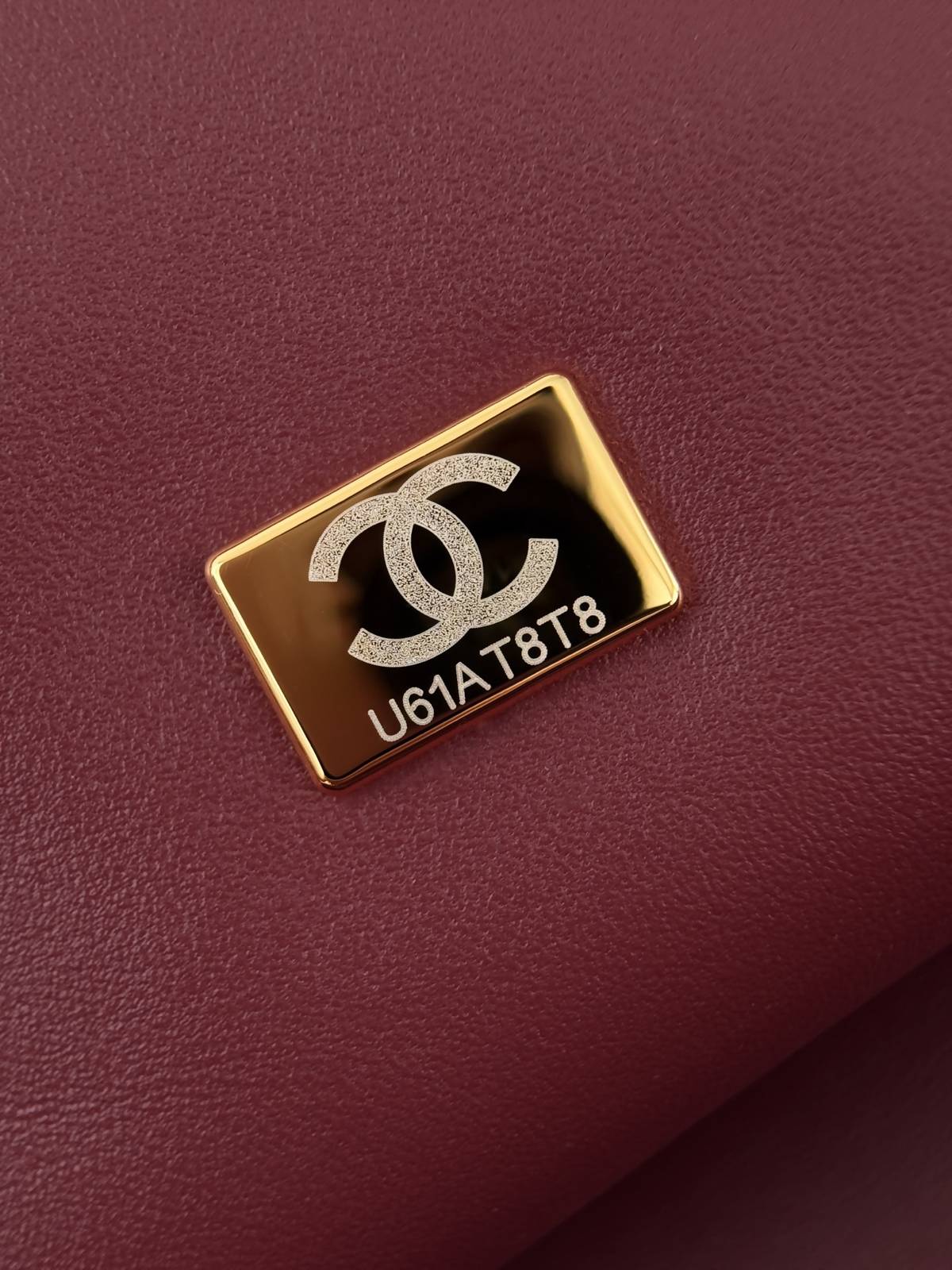 シャネル AP5351 マトラッセ ラムスキン フラップバッグ ゴールド金具 チェーンショルダー レディース ブラック - 画像 10