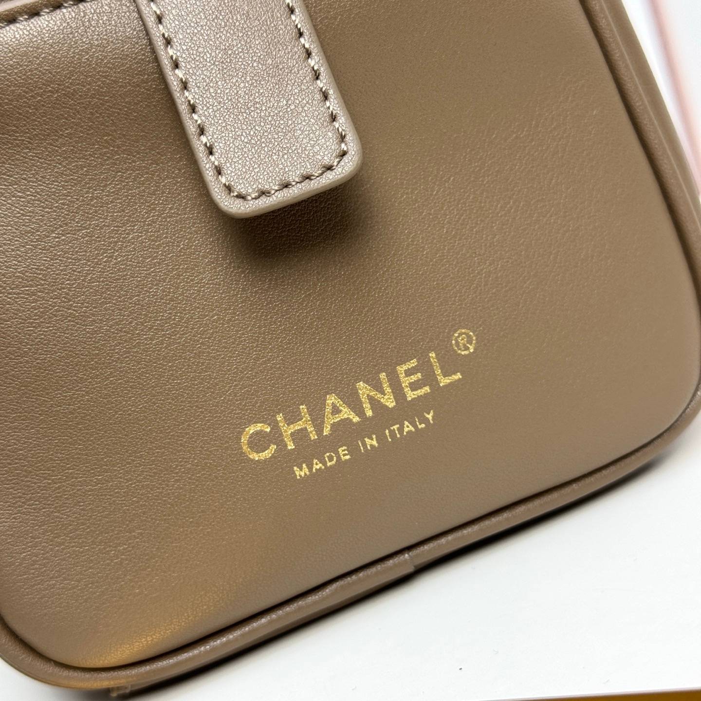 シャネル 6338 マトラッセ ラムスキン バニティバッグ ゴールド金具 ショルダーバッグ レディース ブラック ベージ - 画像 4