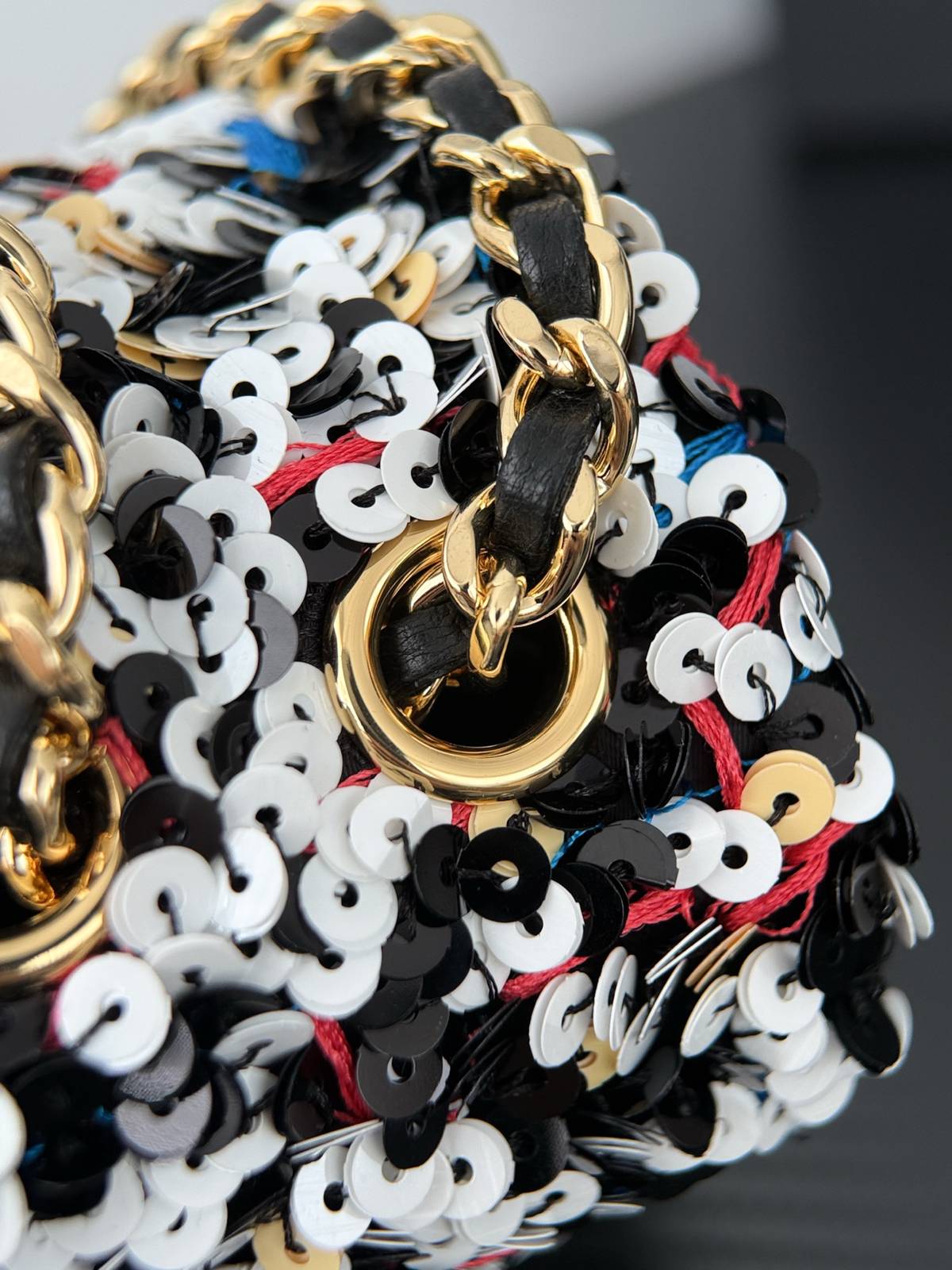 シャネル CHANEL マトラッセ デカマトラッセ キャビアスキン チェーンショルダーバッグ ブラック 金具 レディース - 画像 7
