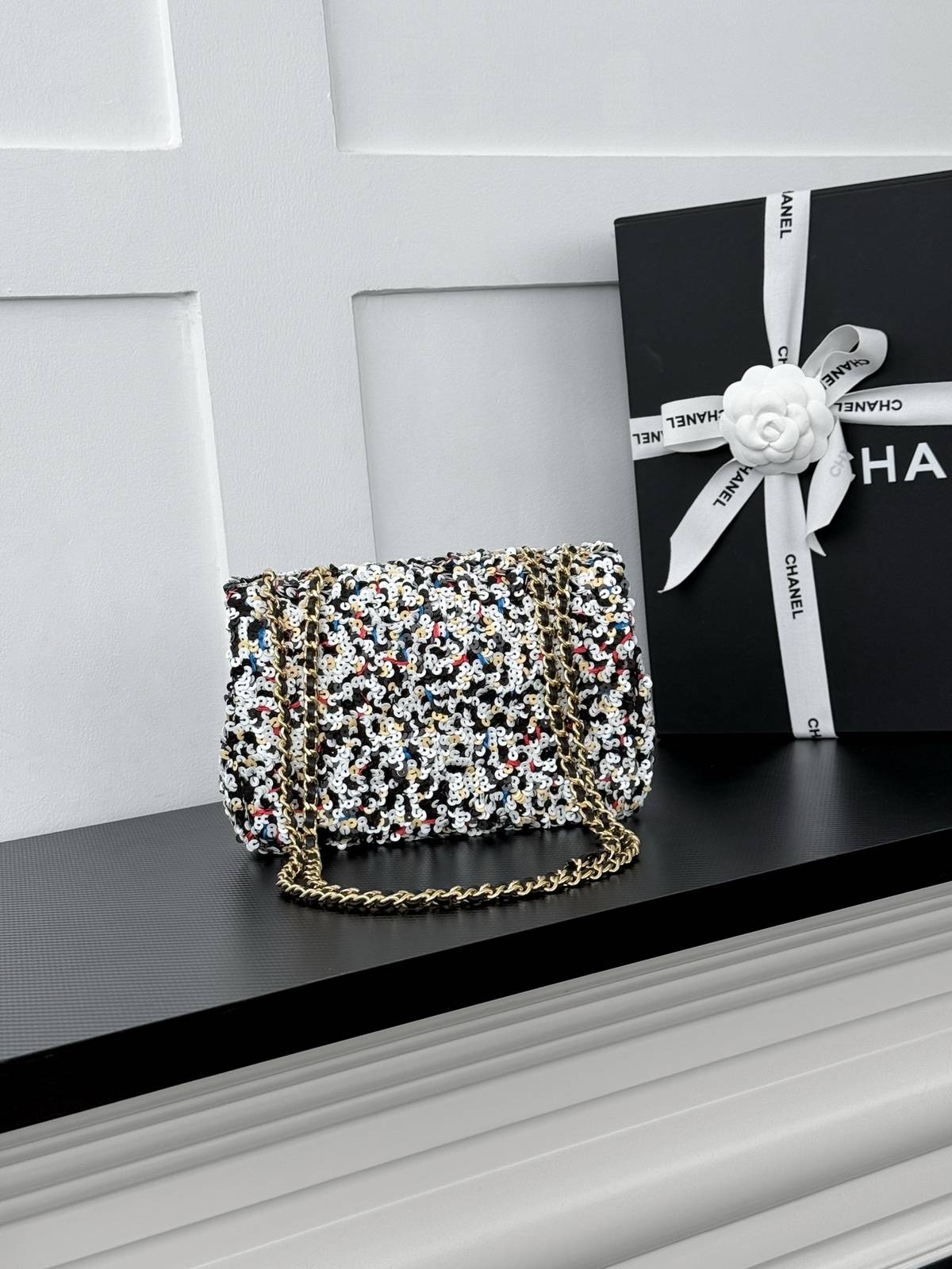 シャネル CHANEL マトラッセ デカマトラッセ キャビアスキン チェーンショルダーバッグ ブラック 金具 レディース - 画像 10