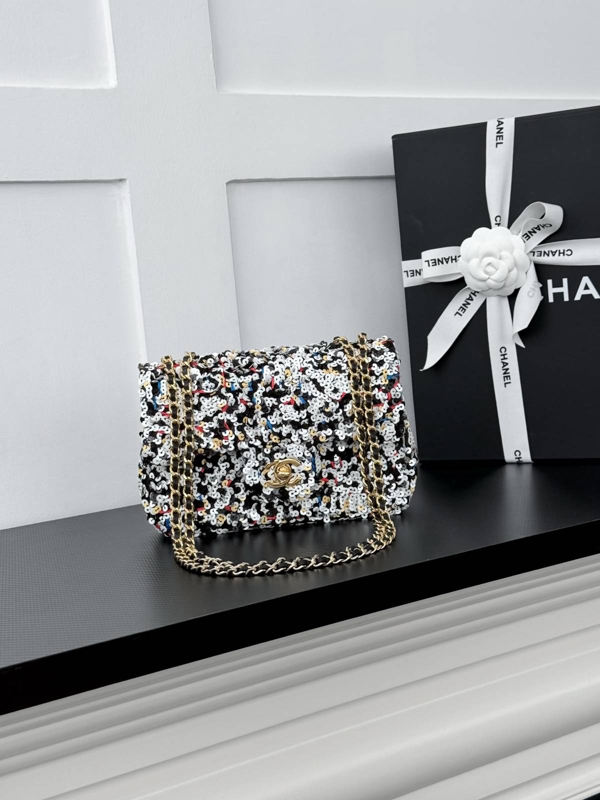 シャネル CHANEL マトラッセ デカマトラッセ キャビアスキン チェーンショルダーバッグ ブラック 金具 レディース - 画像 11