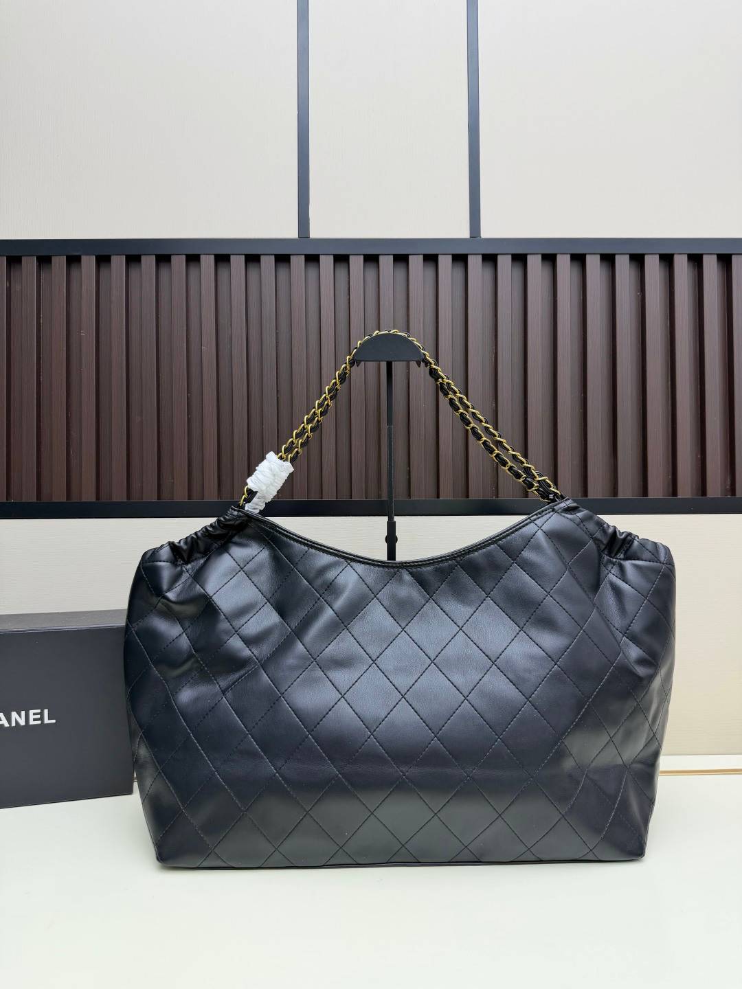 シャネル CHANEL マトラッセ チェーンショルダーバッグ ブラック ゴールド金具 レディース - 画像 8
