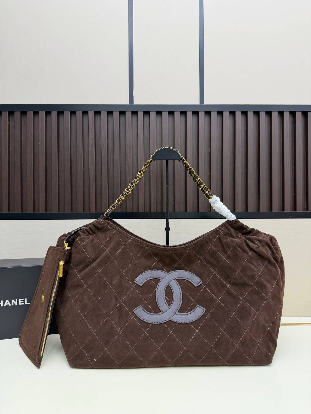 シャネル CHANEL マトラッセ チェーンショルダーバッグ ブラック ゴールド金具 レディース - 画像 17