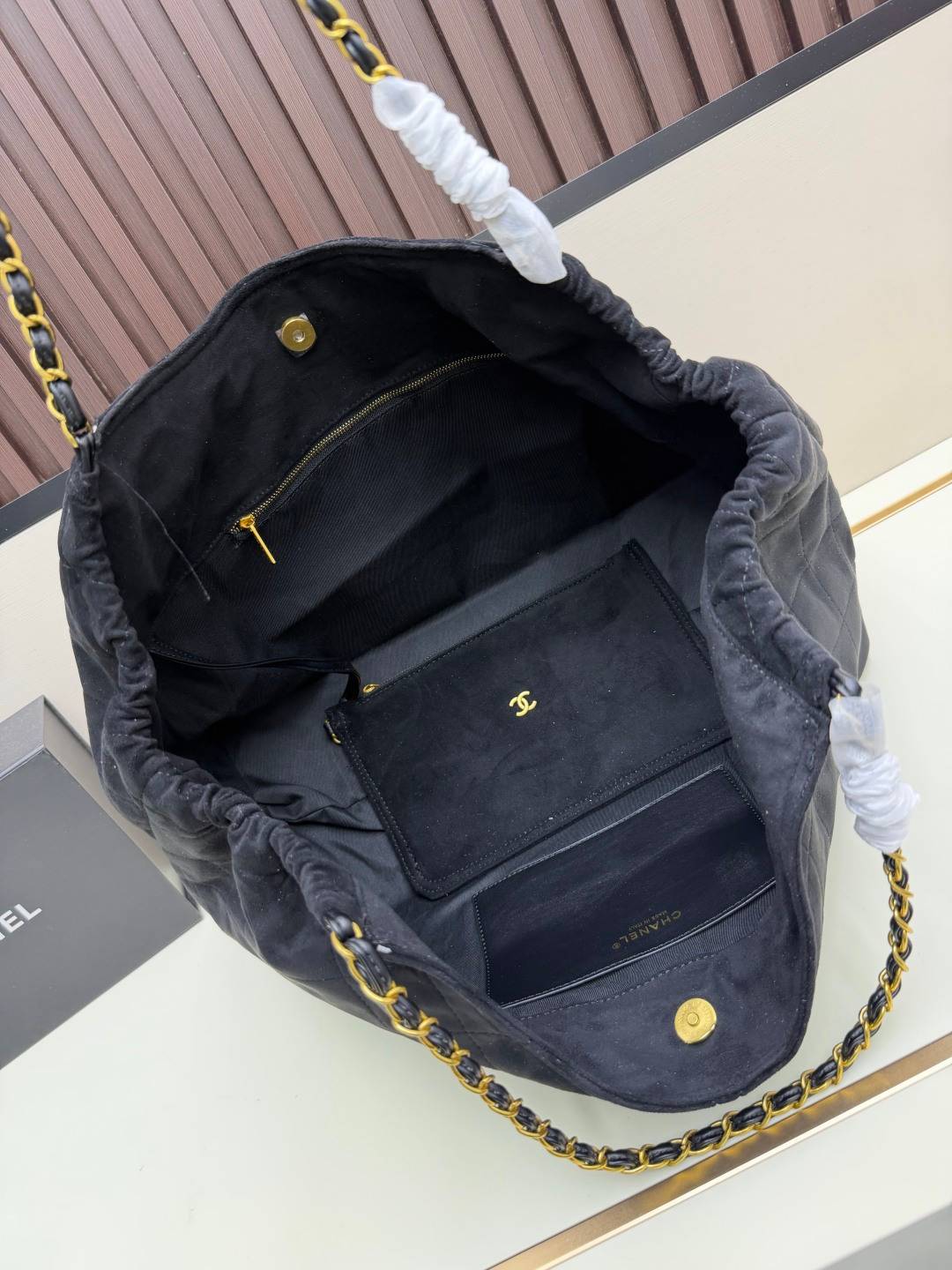 シャネル CHANEL マトラッセ チェーンショルダーバッグ ブラック ゴールド金具 レディース - 画像 19