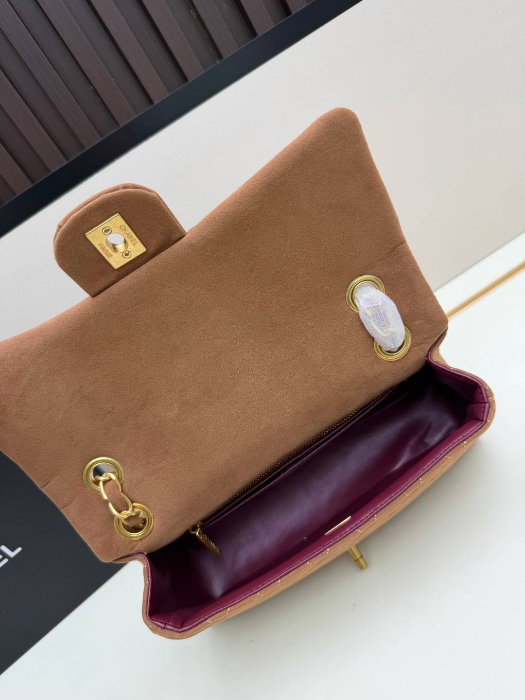 シャネル CHANEL マトラッセ ラムスキン チェーンショルダーバッグ ブラック ベージュ レッド ボルドー ゴールド - 画像 3