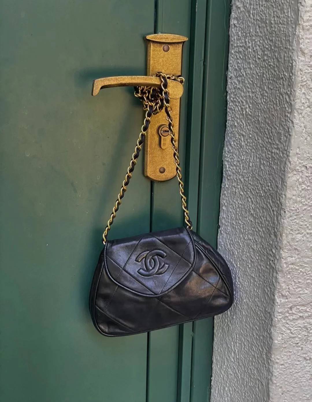 シャネル CHANEL マトラッセ チェーンショルダーバッグ キャビアスキン ゴールド金具 レディース ブラック - 画像 4