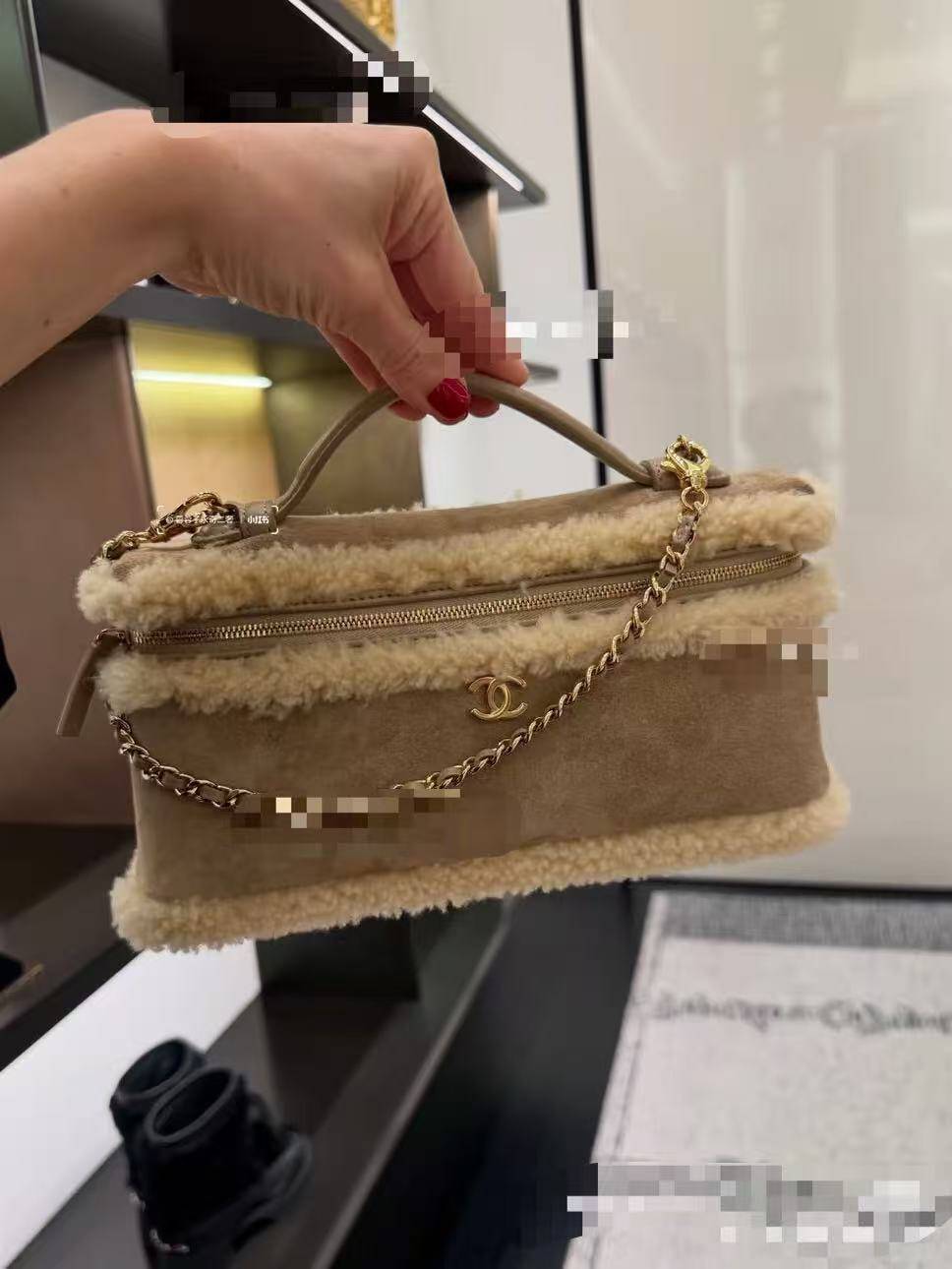 シャネル 26415 マトラッセ ラムスキン バニティバッグ ファスナー開閉 ゴールド金具 ブラック ホワイト バイカラ - 画像 8