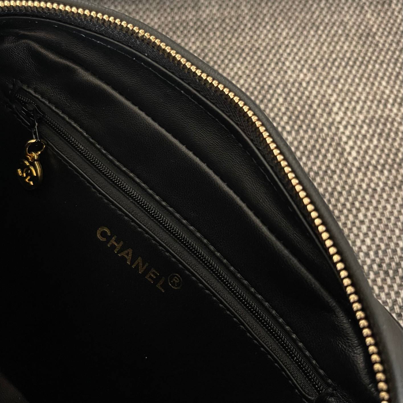 シャネル CHANEL マトラッセ チェーンショルダーバッグ キャビアスキン ゴールド金具 レディース ブラック - 画像 4