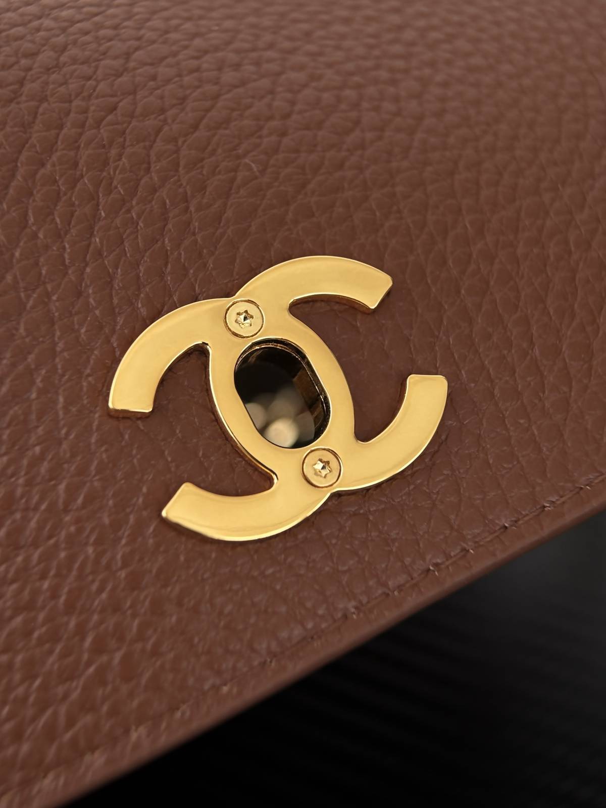 シャネル CHANEL 26A マトラッセ レザー編み込みチェーン フラップバッグ ブラック ベージュ ゴールド金具 - 画像 7