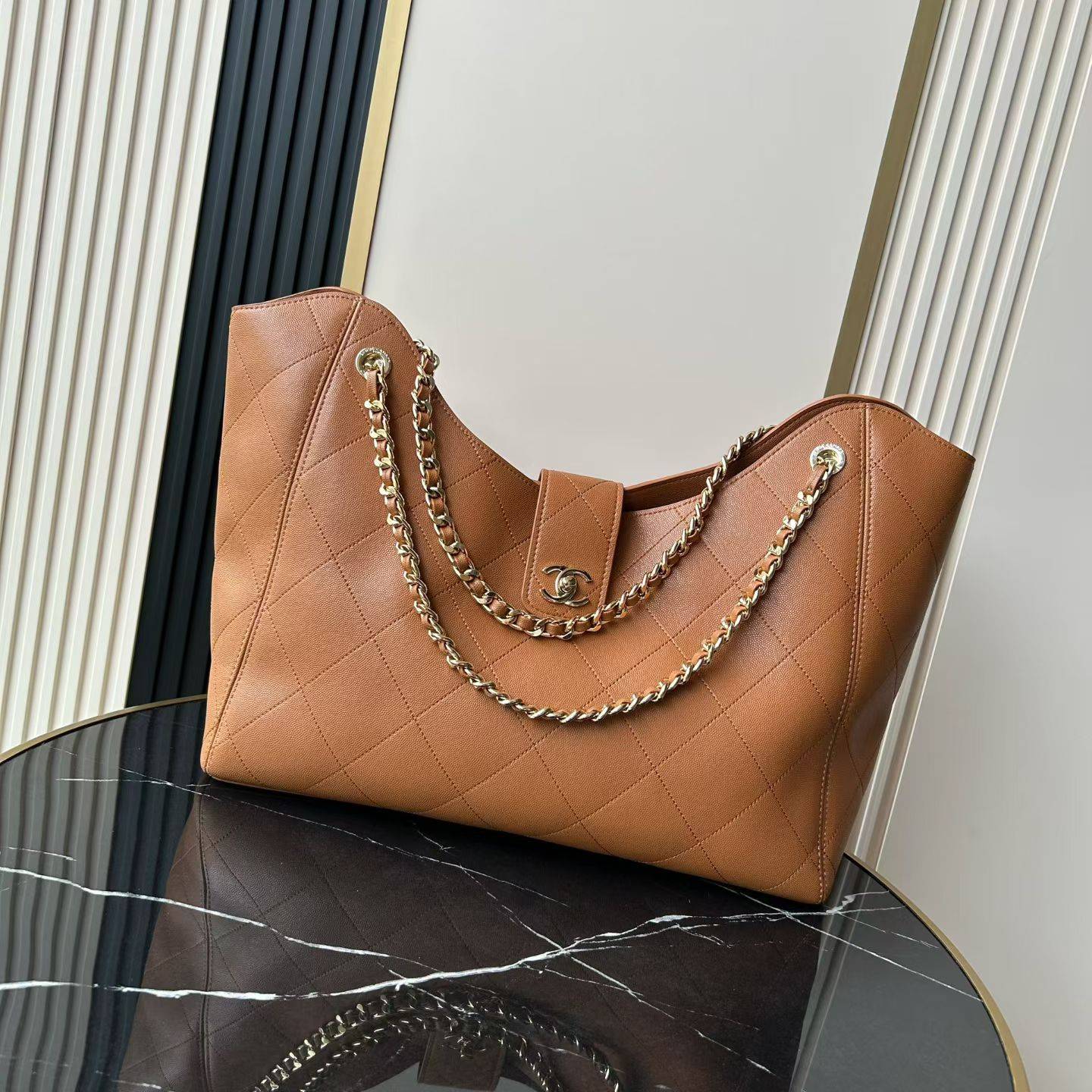シャネル CHANEL マトラッセ キャビアスキン チェーンショルダーバッグ ブラック ベージュ ゴールド金具 レディー - 画像 10