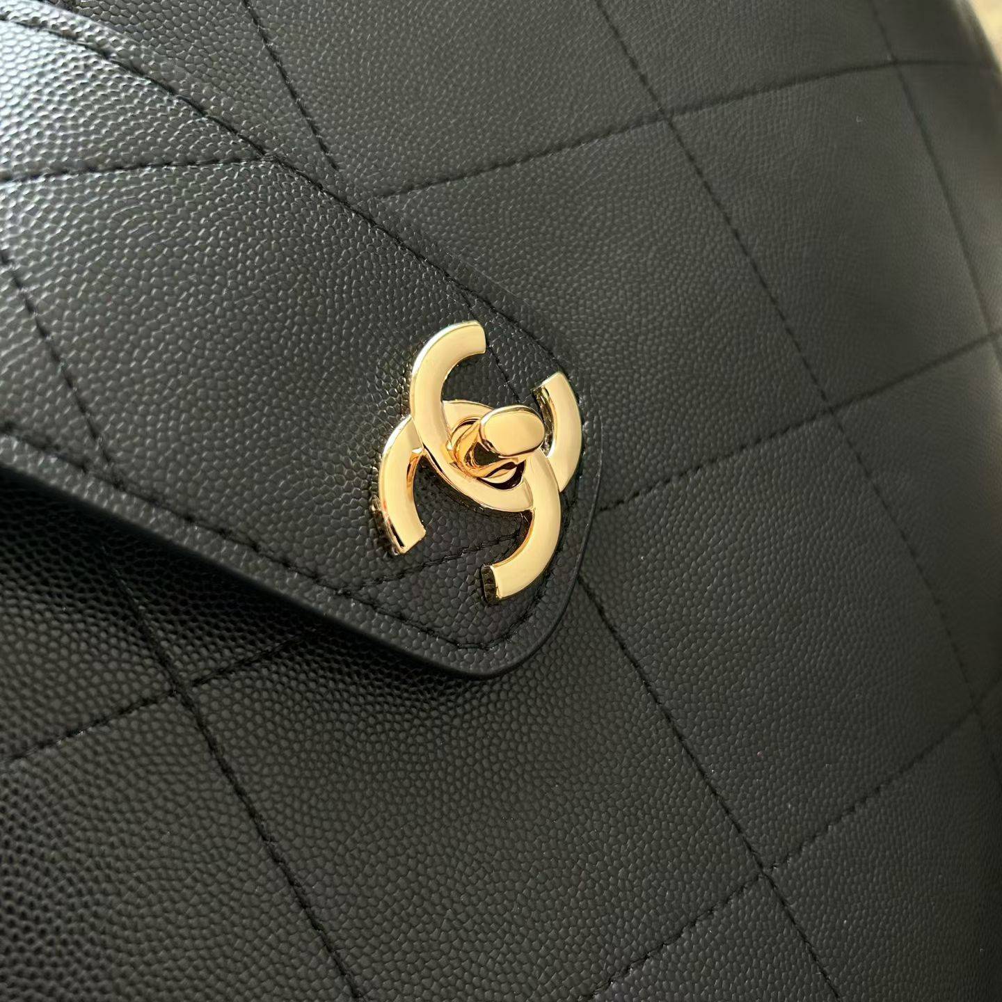 シャネル CHANEL マトラッセ キャビアスキン チェーンショルダーバッグ ブラック ベージュ ゴールド金具 レディー - 画像 15