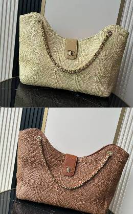 シャネル CHANEL マトラッセ ラムスキン チェーンショルダーバッグ ゴールド金具 レディース ブラック ベージュ