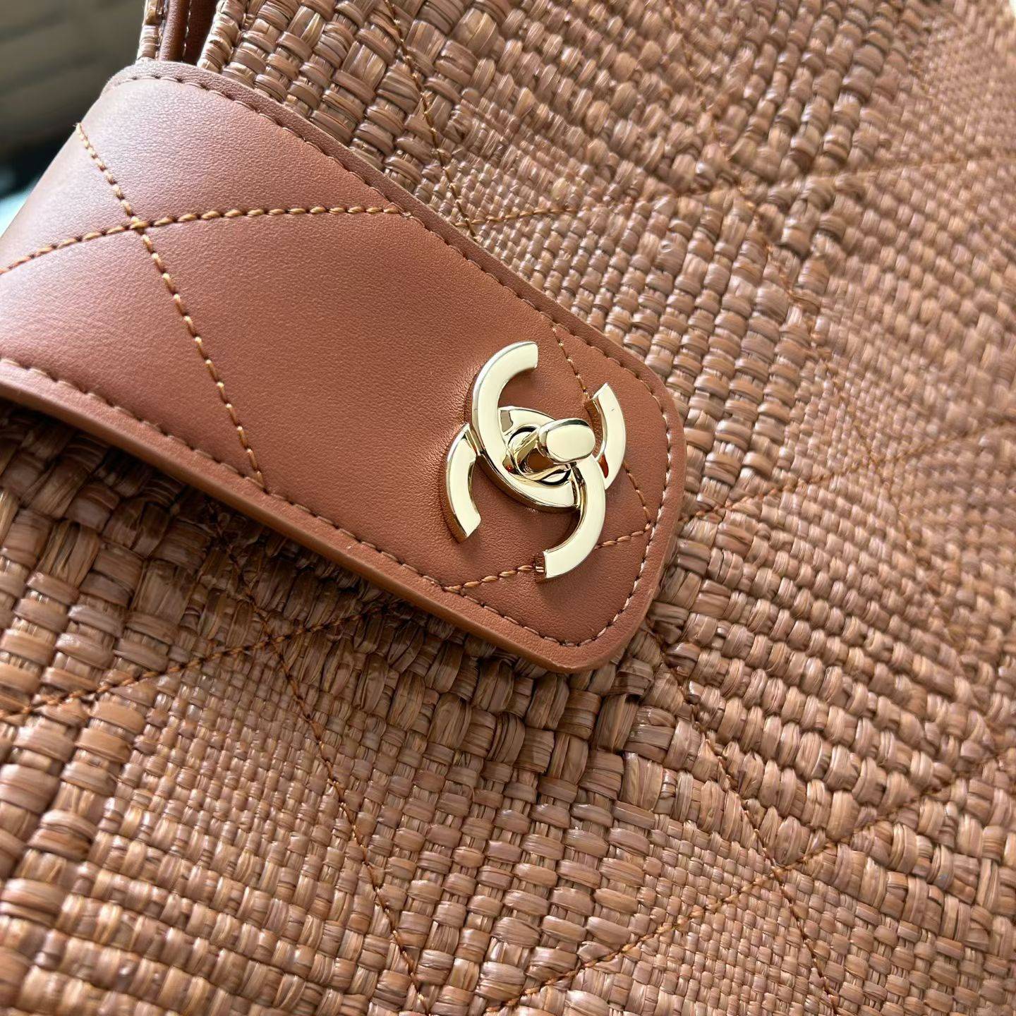シャネル CHANEL マトラッセ ラムスキン チェーンショルダーバッグ ゴールド金具 レディース ブラック ベージュ - 画像 6