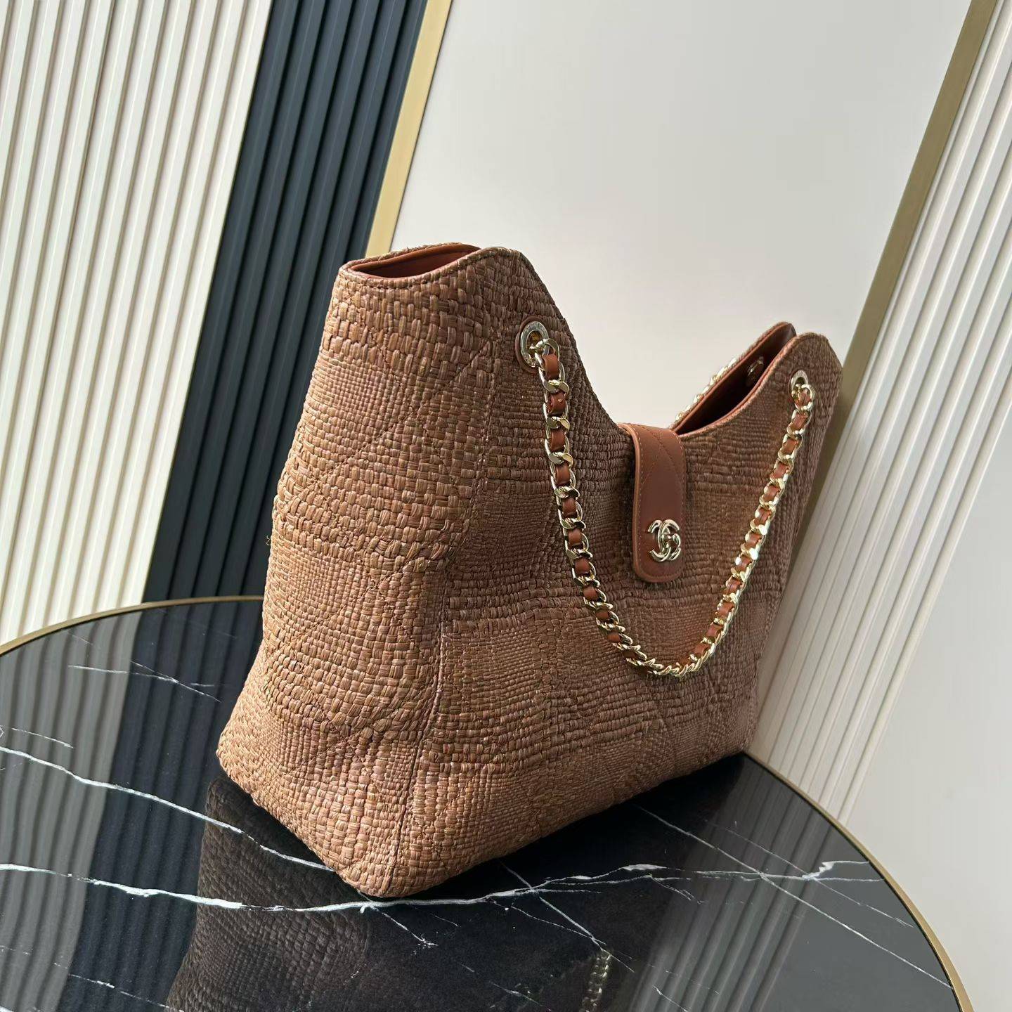 シャネル CHANEL マトラッセ ラムスキン チェーンショルダーバッグ ゴールド金具 レディース ブラック ベージュ - 画像 9