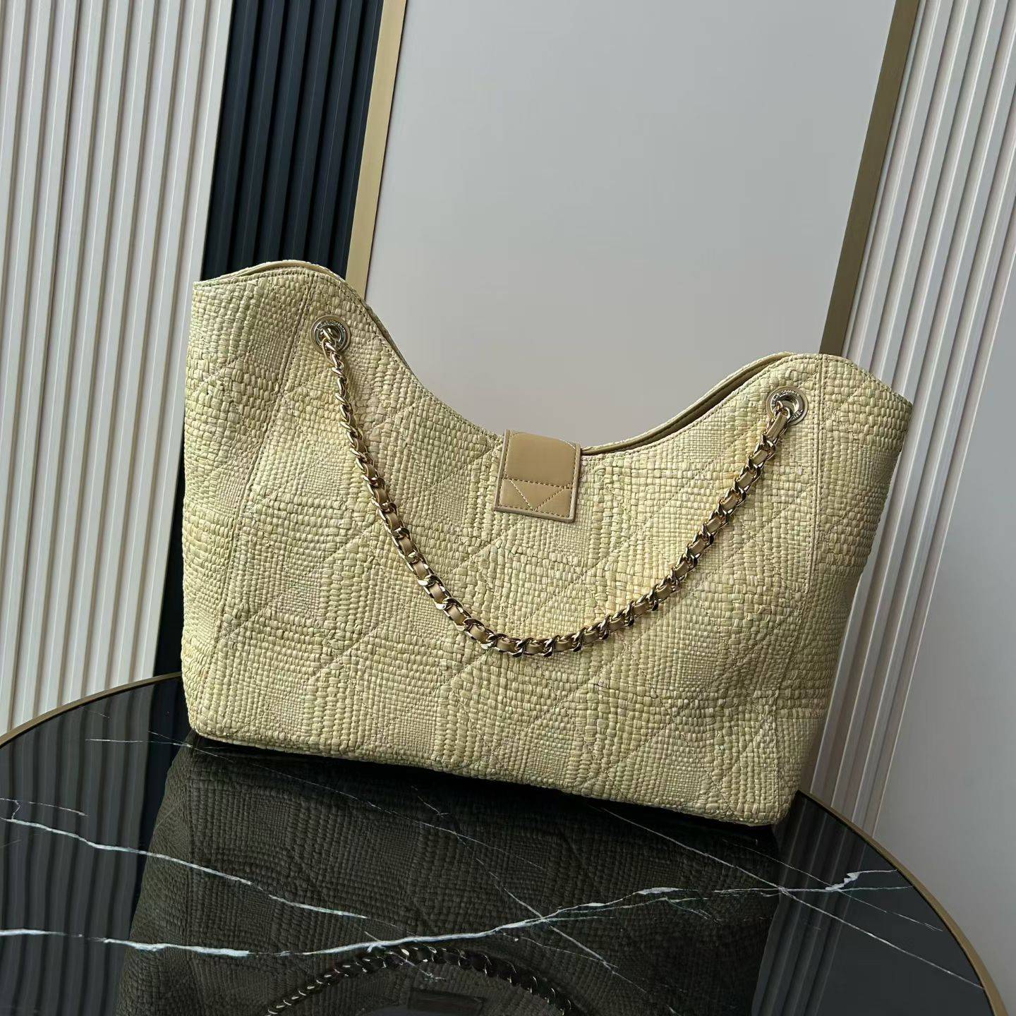 シャネル CHANEL マトラッセ ラムスキン チェーンショルダーバッグ ゴールド金具 レディース ブラック ベージュ - 画像 17