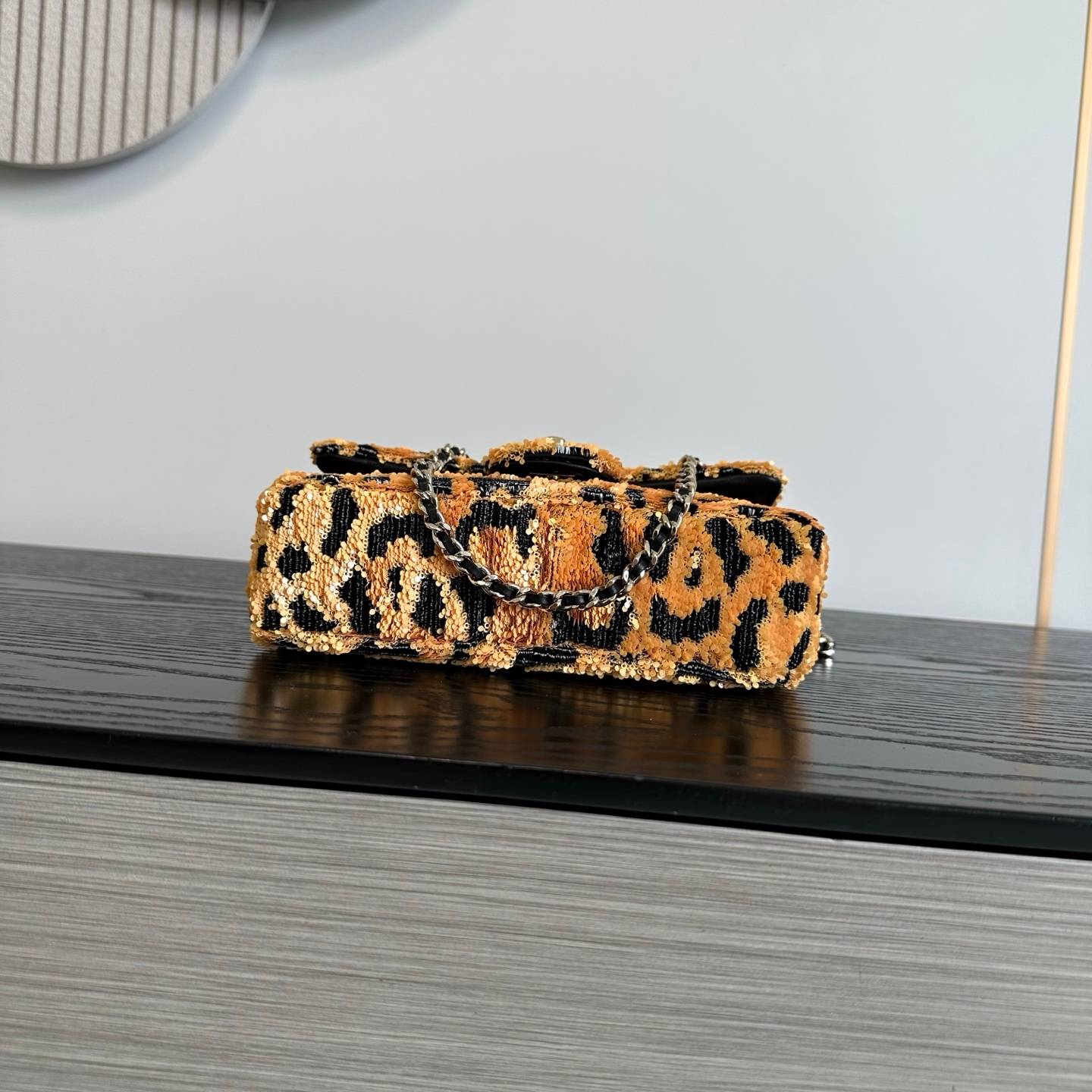 シャネル CHANEL マトラッセ レザー編み込みチェーン フラップバッグ ブラック ゴールド金具 レディース - 画像 7