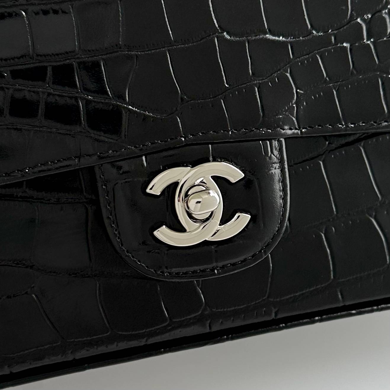 シャネル CHANEL マトラッセ キャビアスキン チェーンショルダーバッグ ブラック ゴールド金具 レディース - 画像 14