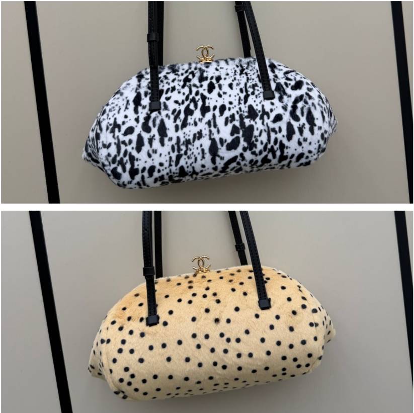 シャネル 097 マトラッセ ポシェット チェーンショルダーバッグ ラムスキン ブラックゴールド金具 レディース