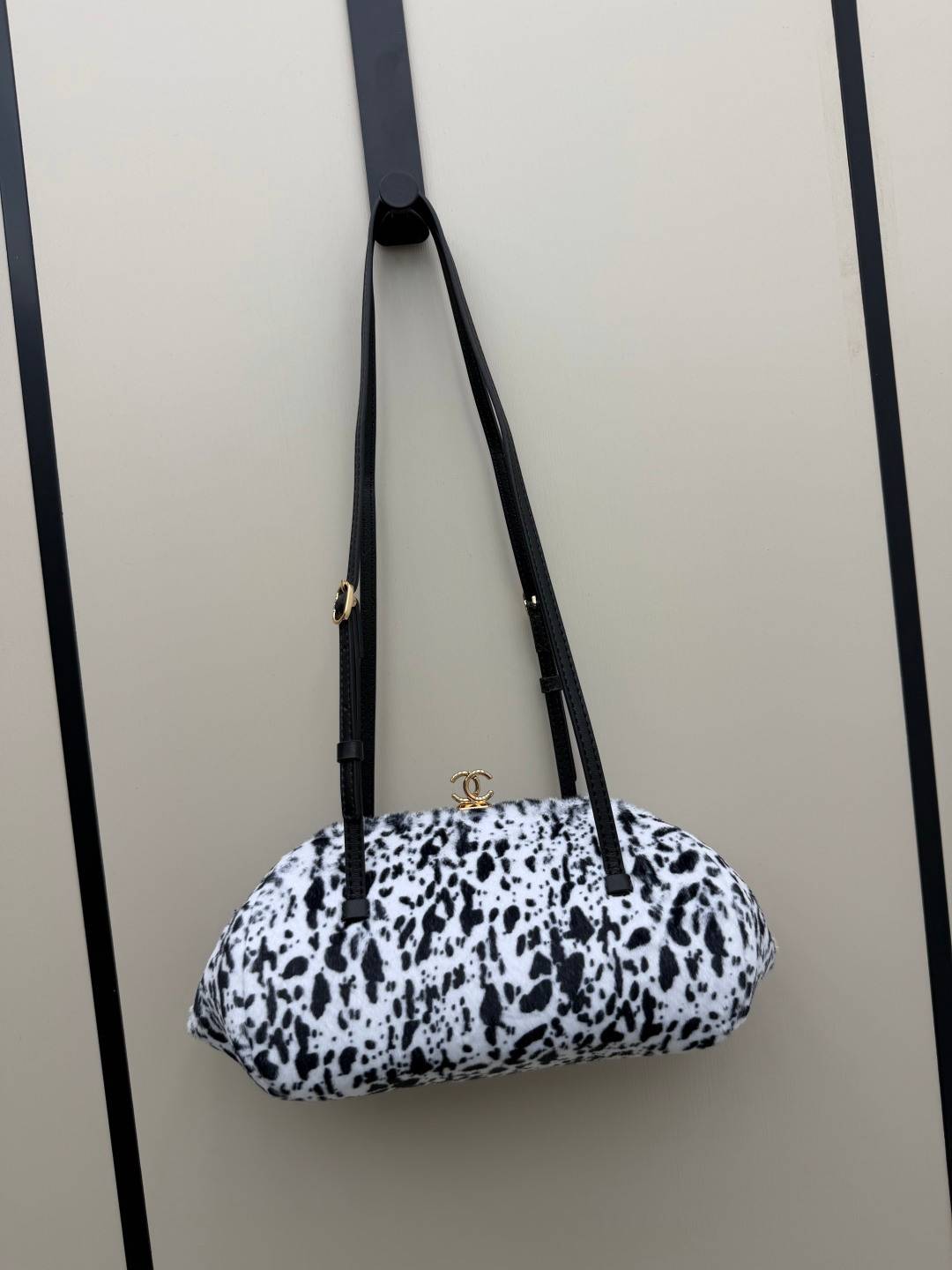 シャネル 097 マトラッセ ポシェット チェーンショルダーバッグ ラムスキン ブラックゴールド金具 レディース - 画像 10