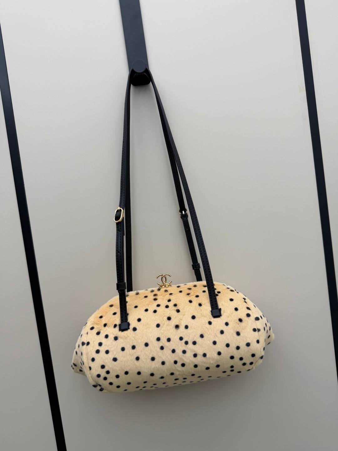 シャネル 097 マトラッセ ポシェット チェーンショルダーバッグ ラムスキン ブラックゴールド金具 レディース - 画像 19