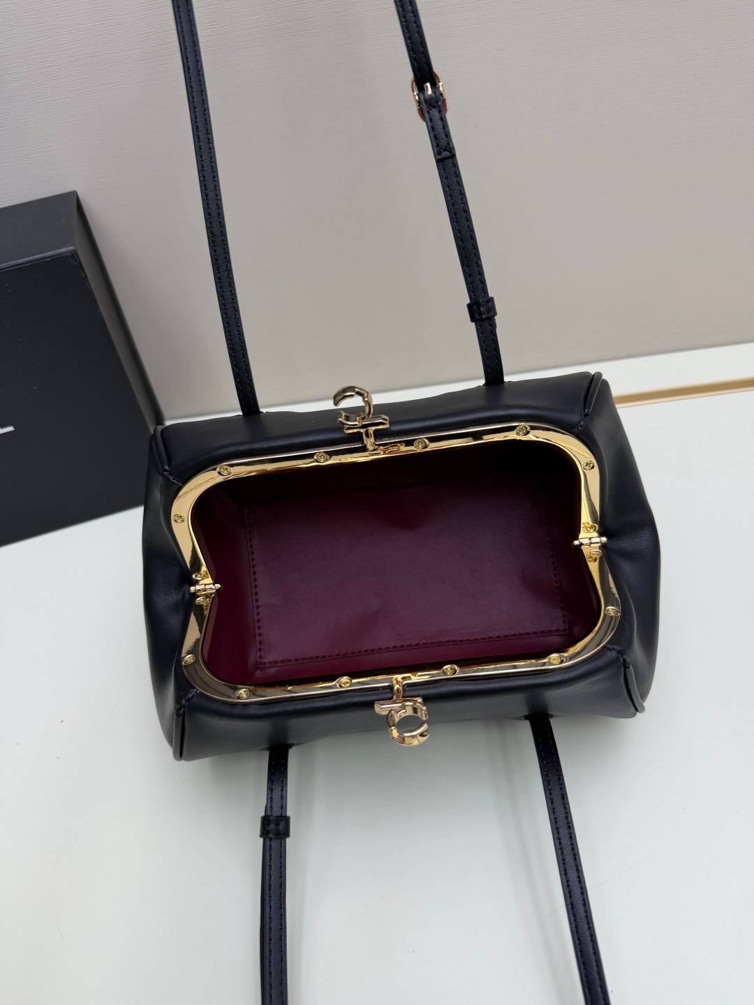 シャネル 095 マトラッセ チェーンショルダーバッグ キャビアスキン ゴールド金具 レディース - 画像 12