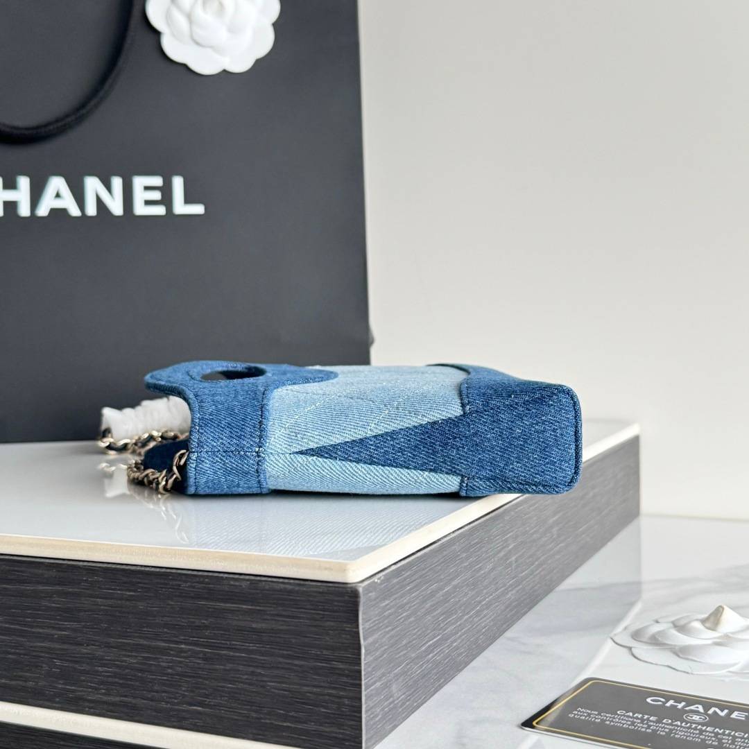 シャネル CHANEL デニム チェーンショルダーバッグ ミニバッグ ブルー マルチカラー ゴールド金具 - 画像 6