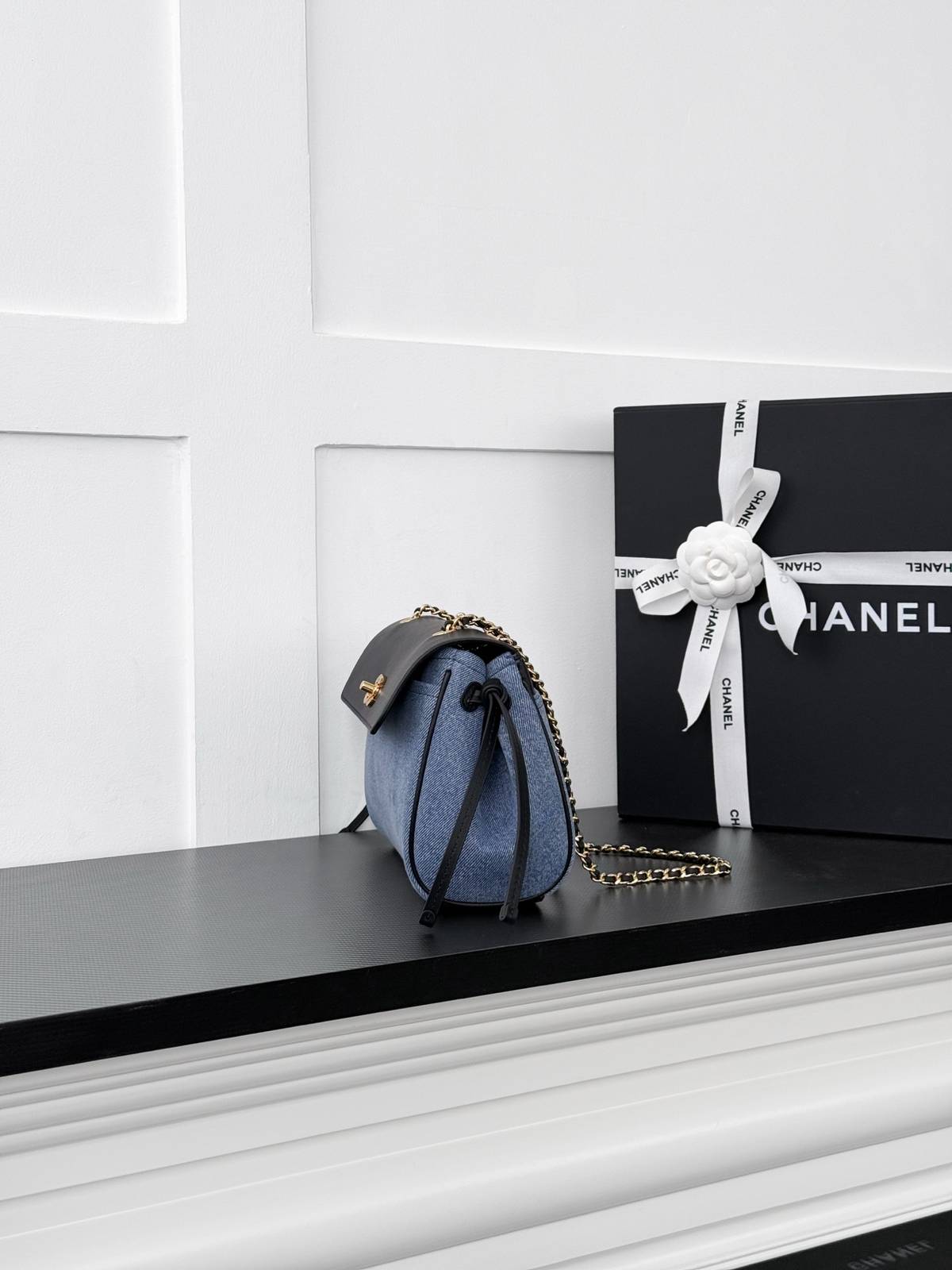シャネル CHANEL マトラッセ チェーンショルダーバッグ ブラック ベージュ ミュートカラー ゴールド金具 ターンロ - 画像 9